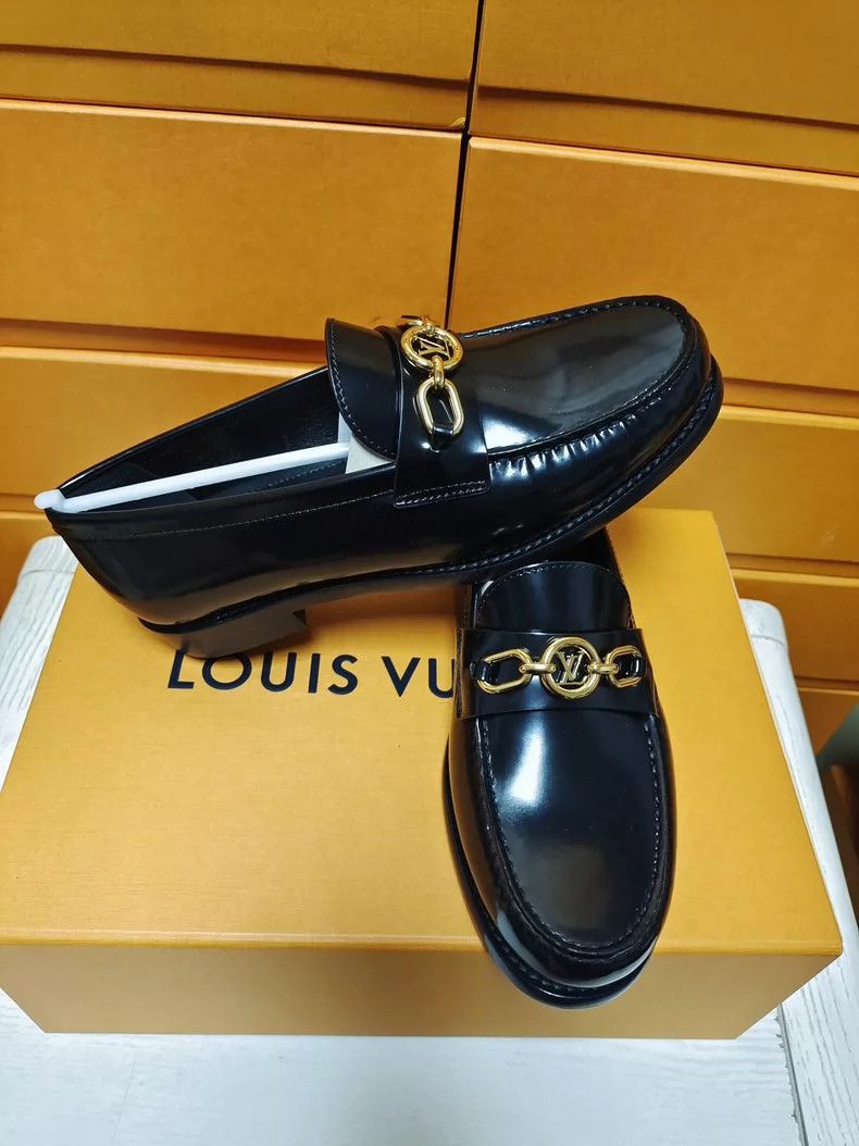 Louis Vuitton Louis Vuitton LV Louis Vuitton Metal Logo Loafers-2506 Size US 6 / IT 36 - 5 Thumbnail