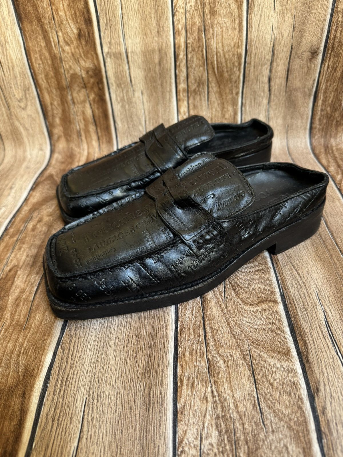 Martine Rose text embossed square toe mules Size US 8.5 / IT 38.5 - 3 Thumbnail