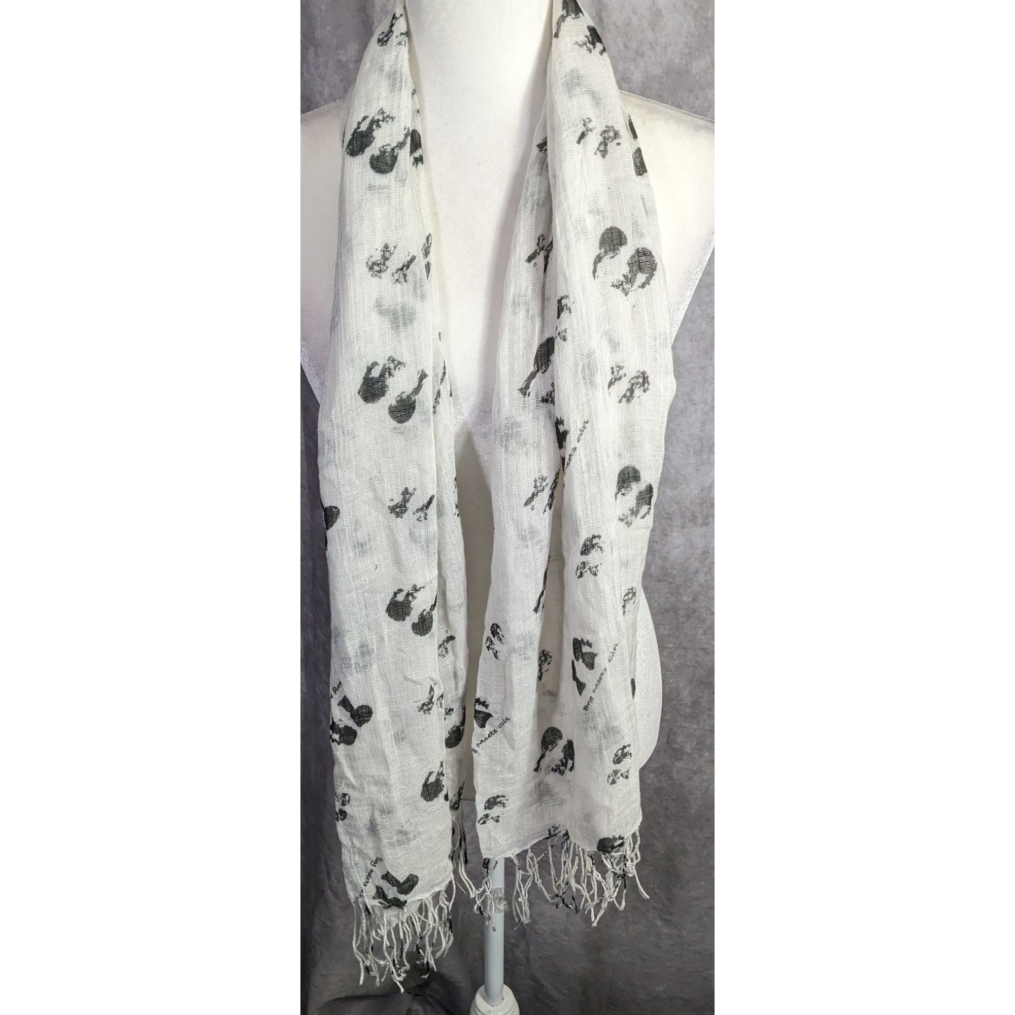 Other Boy Meets Girl Lightweight White Scarf With Black Silhouette Size ONE SIZE - 7 Thumbnail