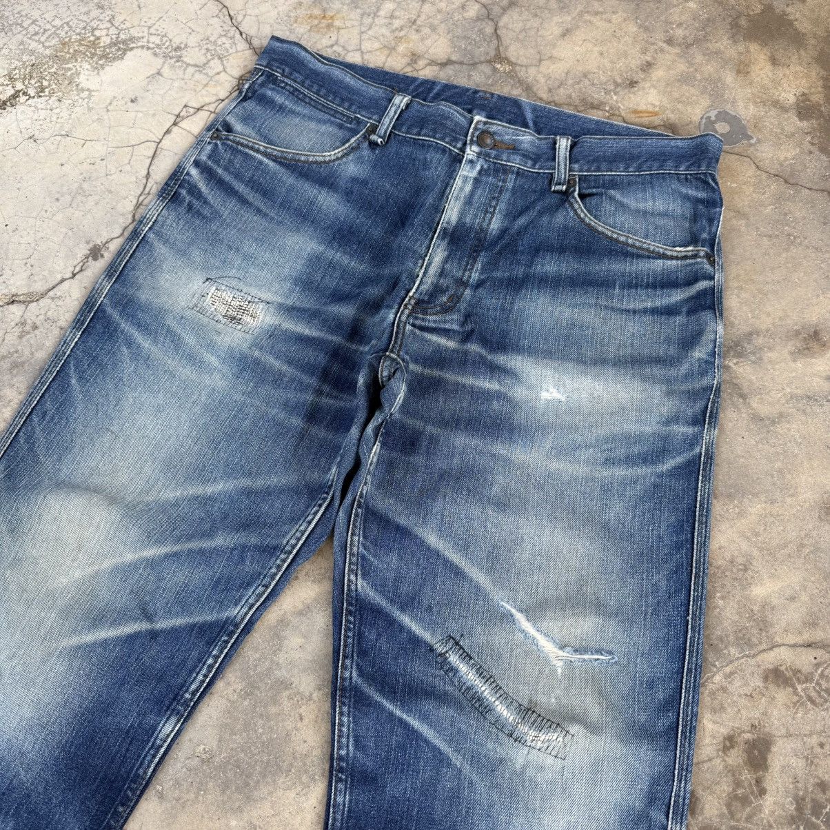 Japanese Brand VINTAGE KENT FADED RIPPEP JEAN DENIM PANTS Size US 35 - 5 Thumbnail