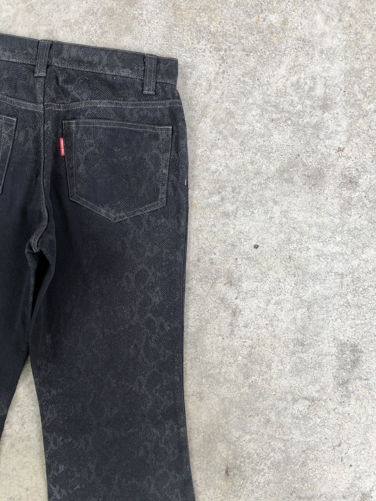 Tornado Mart Tornado Mart Flared Jeans Snake Skin Wax Jeans Size US 29 - 10 Thumbnail