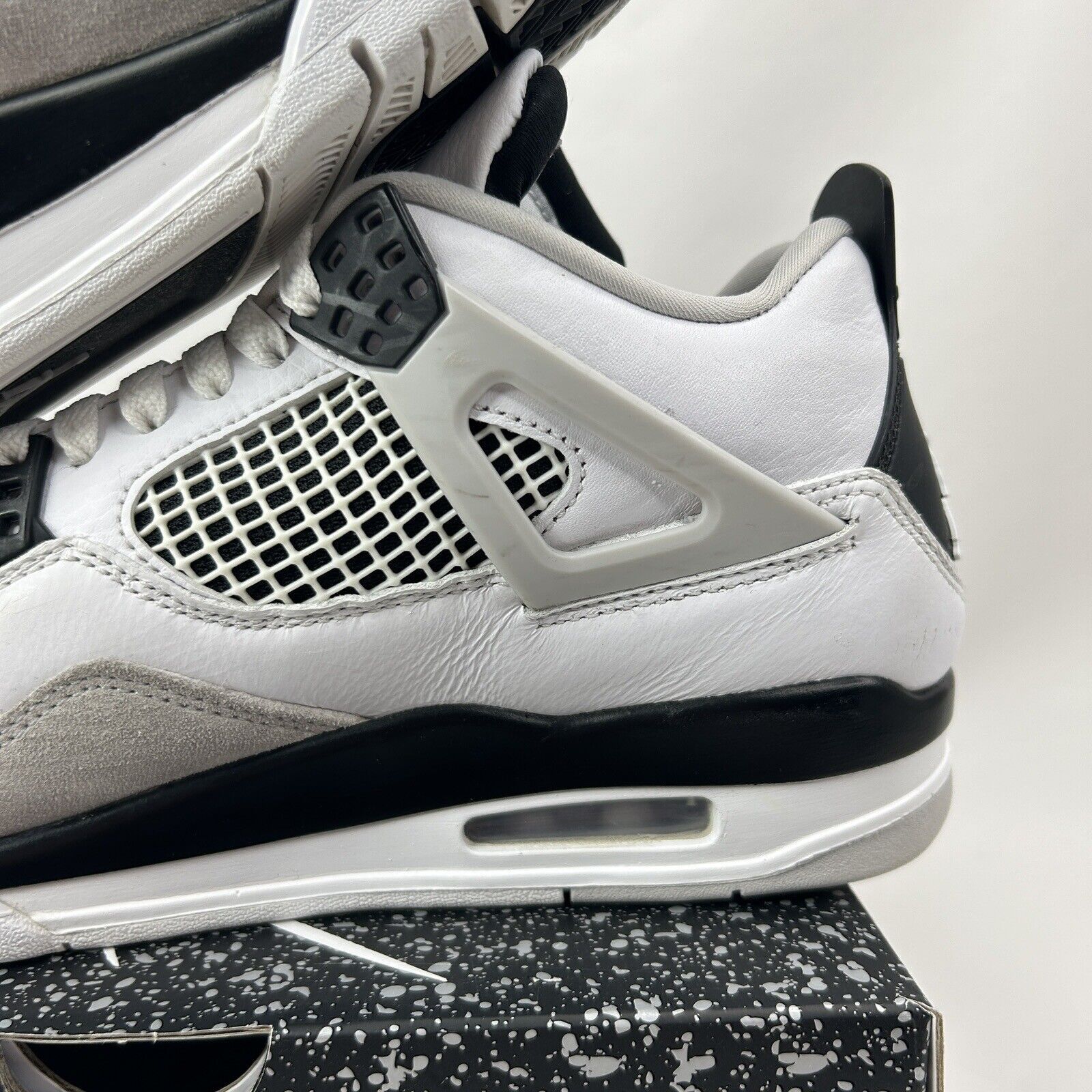 Nike Nike Air Jordan 4 Retro “Military Black White Grey” 2024 Size US 8 / EU 41 - 9 Thumbnail