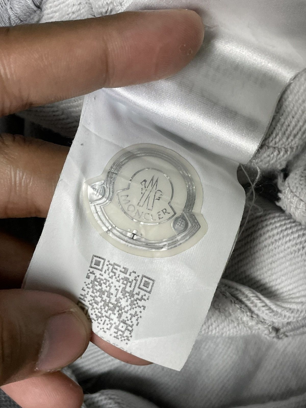 Moncler Vintage MONCLER Sweatpants (73) Size US 32 / EU 48 - 15 Thumbnail