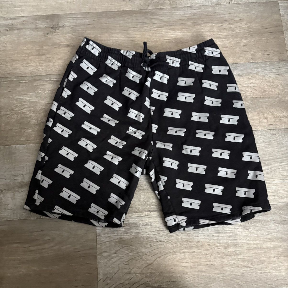 G59 Records G59 Razor Allover Logo Shorts Size US L / EU 52-54 / 3 - 1 Thumbnail