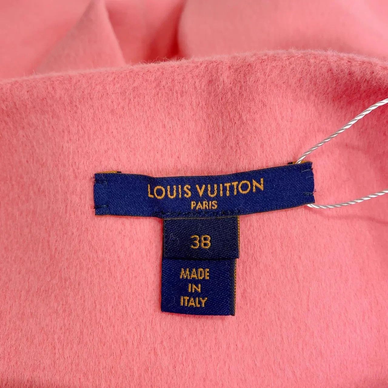 Louis Vuitton Louis Vuitton women's pink skirt 38 Size 27" / US 4 / IT 40 - 6 Thumbnail