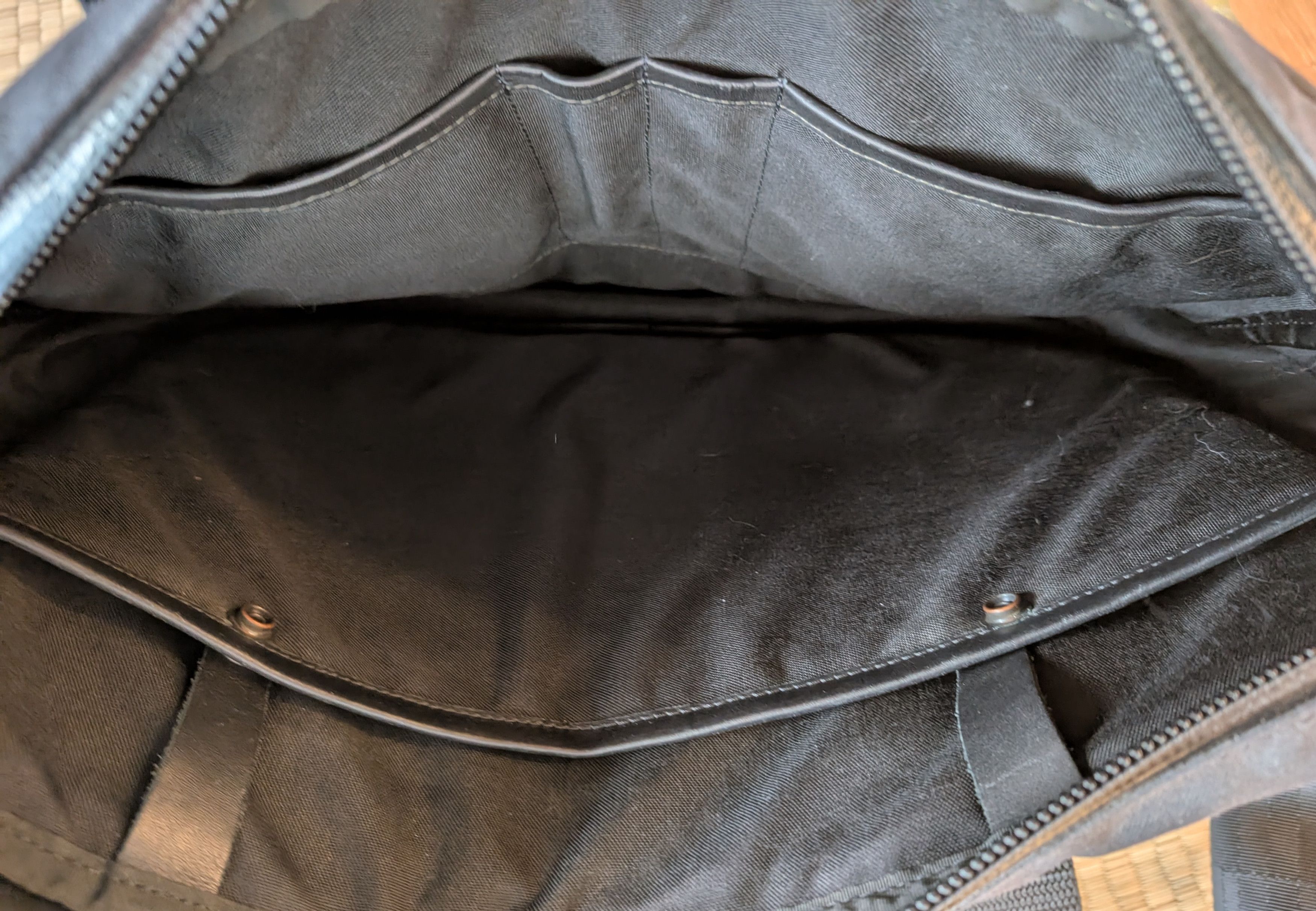 Other Defy Defender Briefcase COBRA Buckles Made in USA Size ONE SIZE - 4 Thumbnail