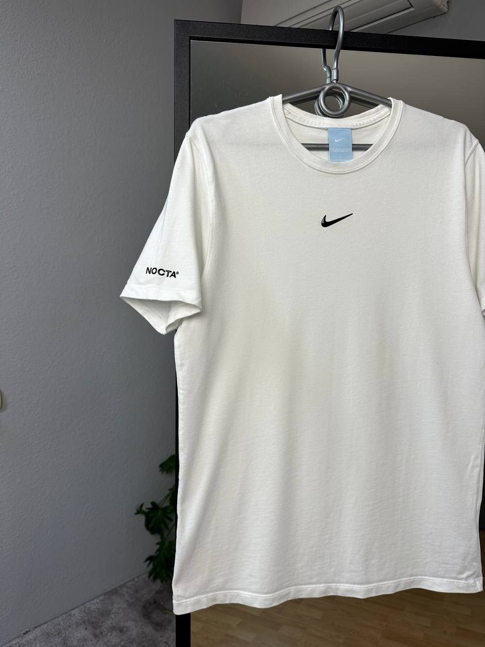 NOCTA × Nike Nike x Nocta Drill Tee Drake Style Ovo T-shirt Centr Logo Size US M / EU 48-50 / 2 - 2 Thumbnail