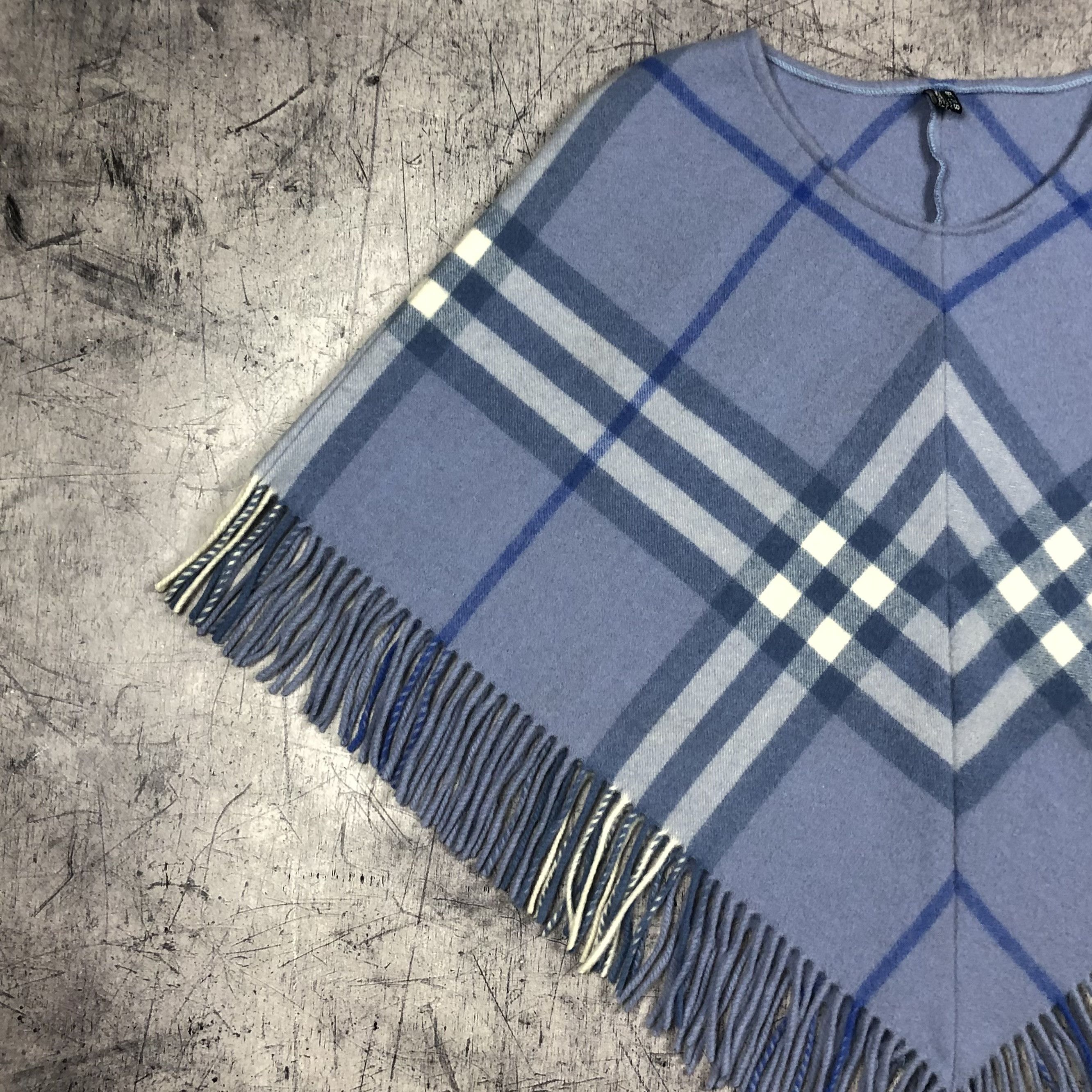 Burberry Vintage Burberry Fringed Wool Nova Check Poncho Cape Size ONE SIZE - 4 Thumbnail