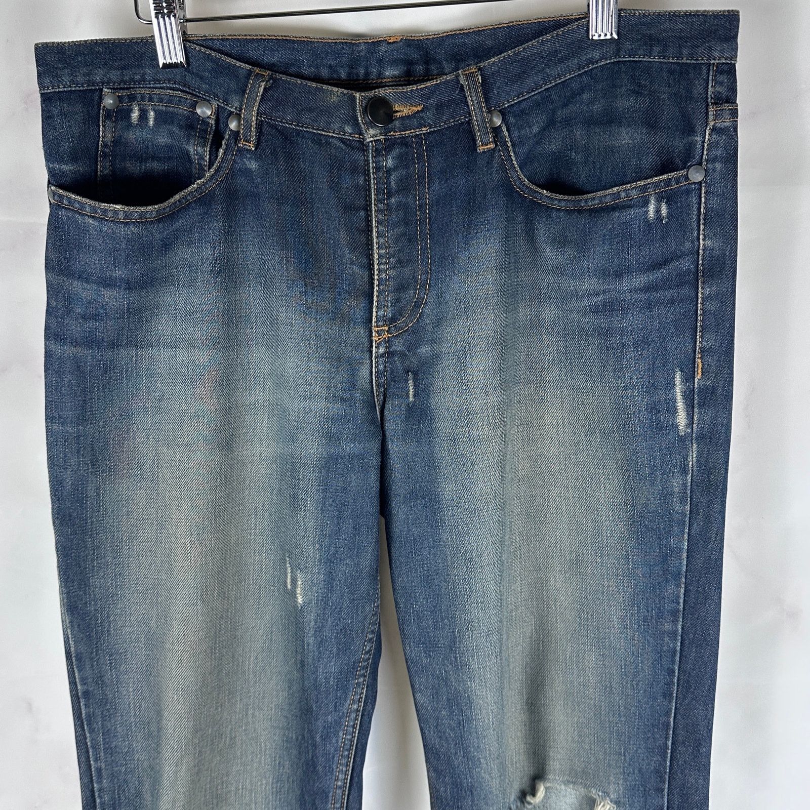 Givenchy Paris Distressed Denim Size US 32 / EU 48 - 2 Thumbnail