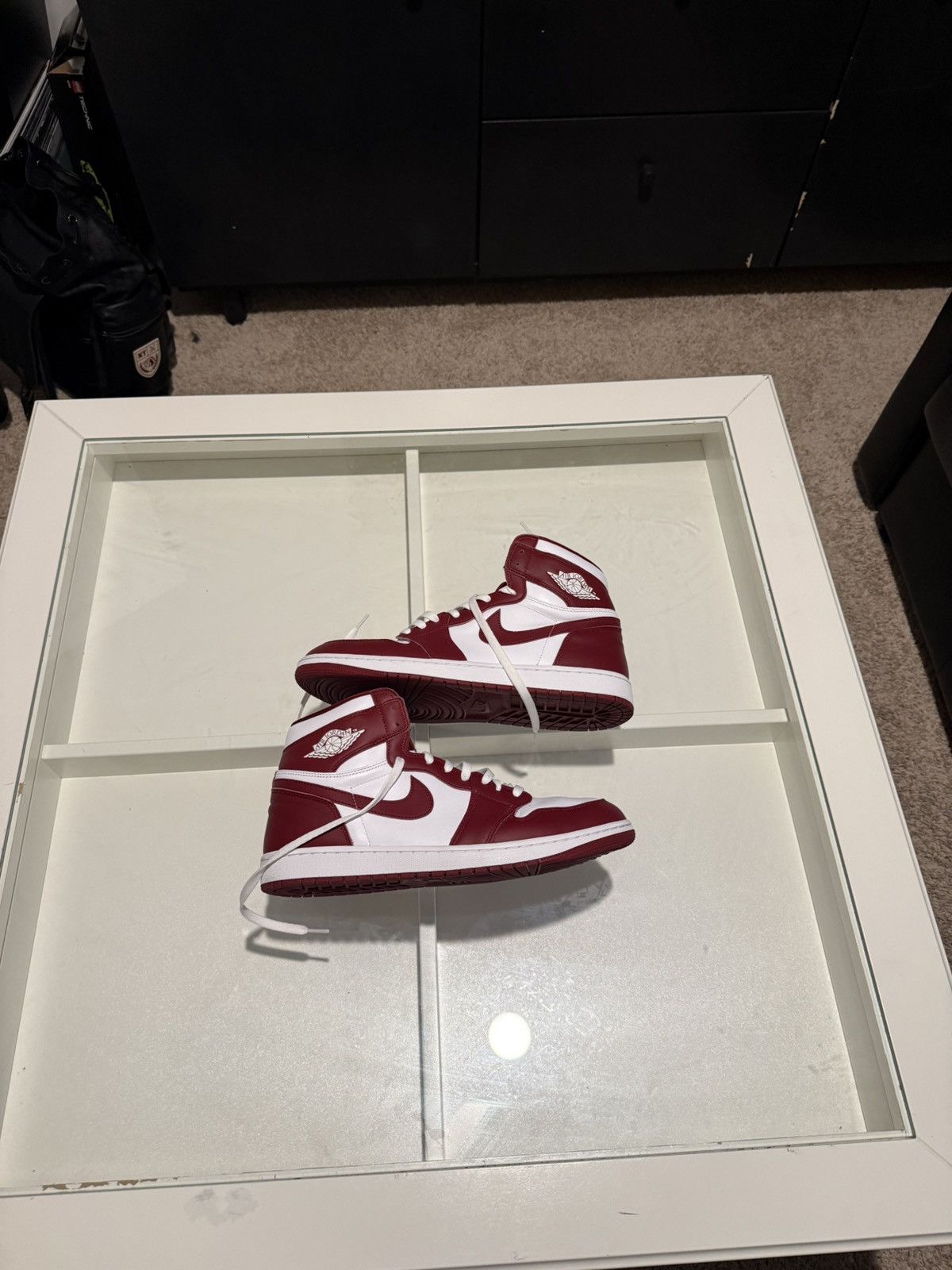 Air Jordan 1 Retro Maroon