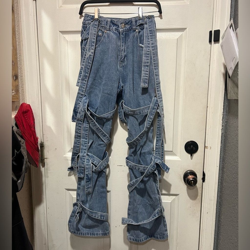 Maniere De Vior Manière De Voir Strap Cargo Jeans feat edgy leg strap detail Size 26" / US 2 / IT 38 - 2 Thumbnail
