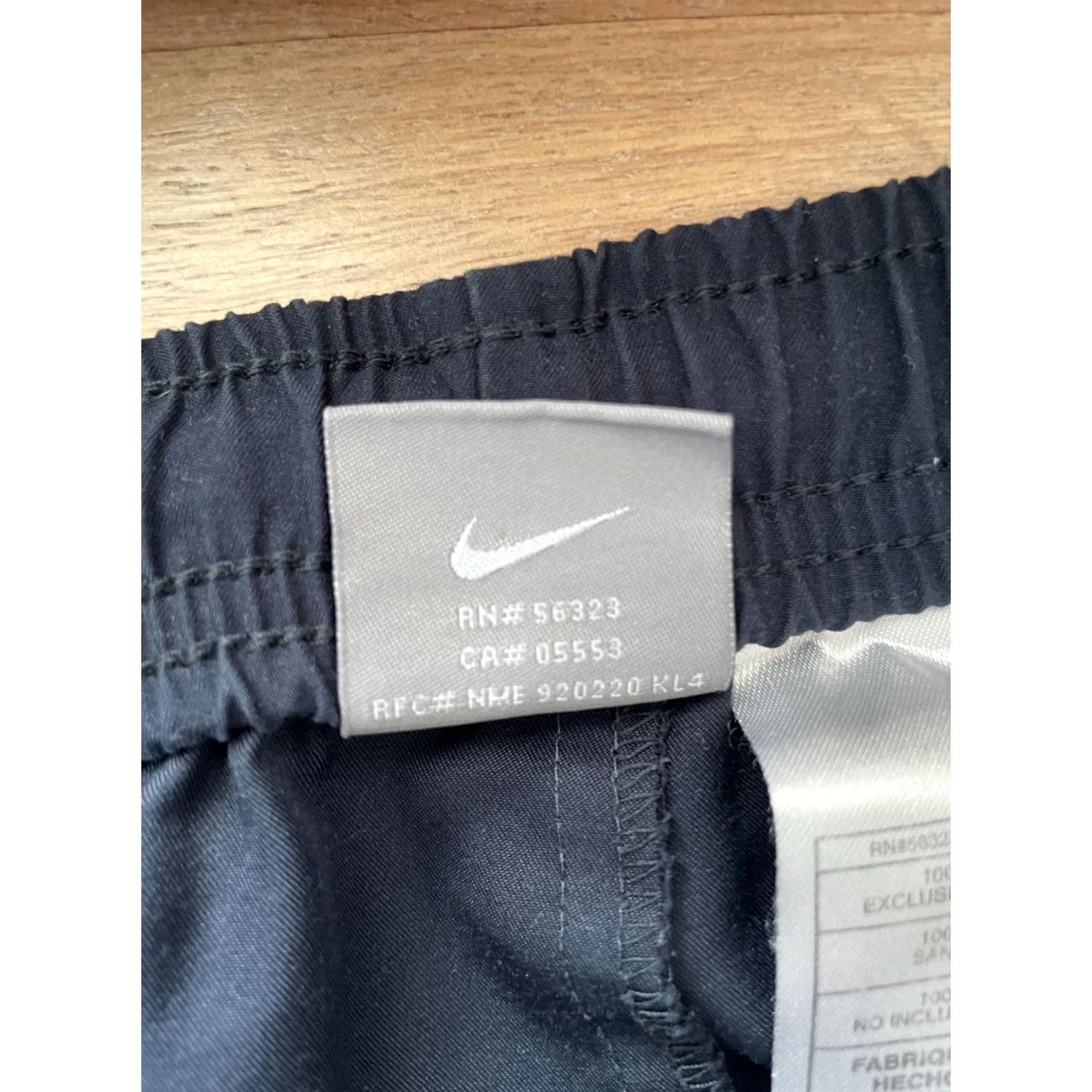 Nike VINTAGE Nike Grey Tag Baggy Wide Leg Track Pants Navy Blue Mens XL Y2K Sweatpants Size US 36 / EU 52 - 4 Thumbnail