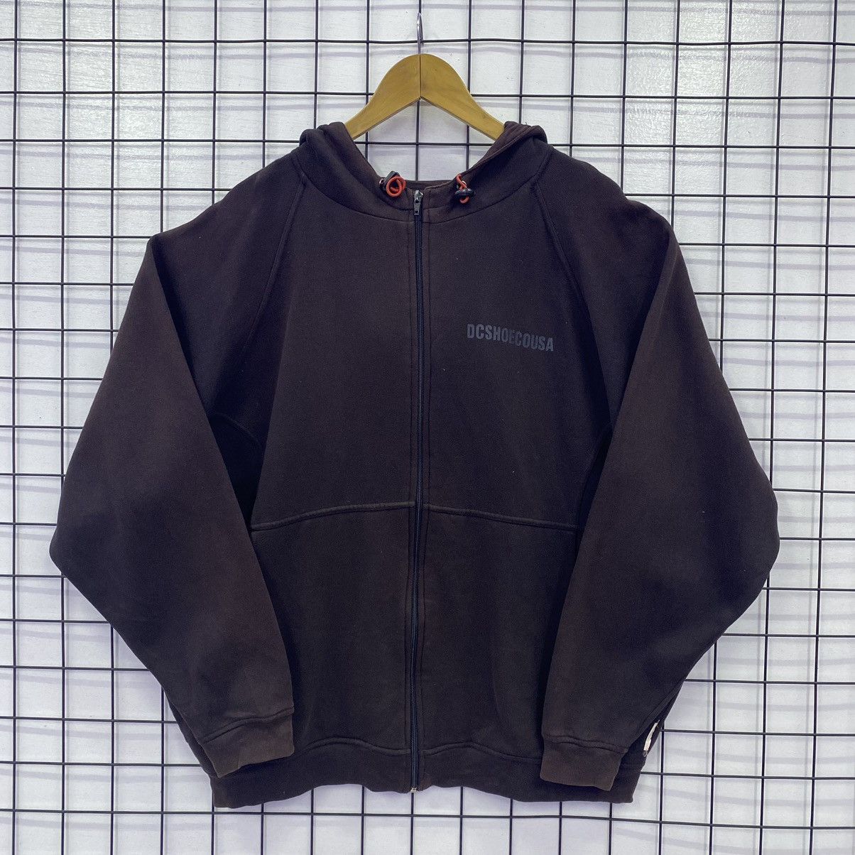 DC × Japanese Brand × Vintage DCSHOECOUSA Sunfaded Brown Zip up Hoodie Oversize Size US L / EU 52-54 / 3 - 1 Thumbnail