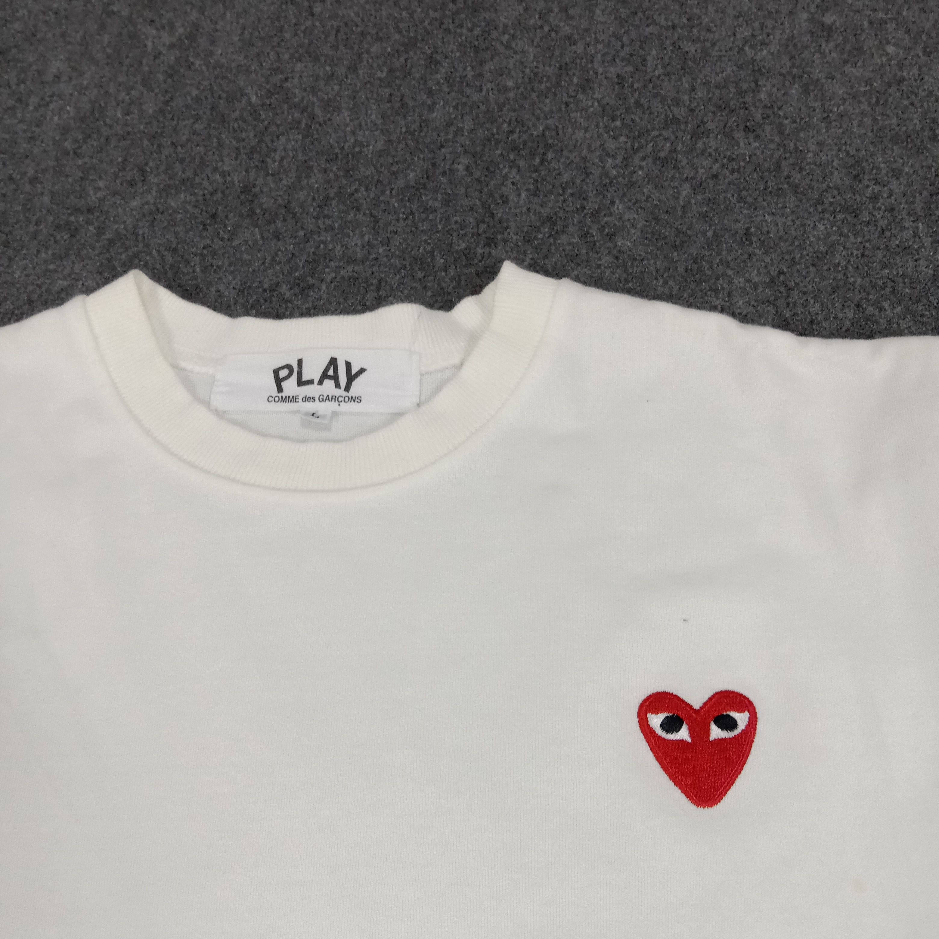 Comme des Garcons × Japanese Brand × Vintage Play Comme des Garcons Japanese Designer Sweatshirt Size US L / EU 52-54 / 3 - 2 Thumbnail