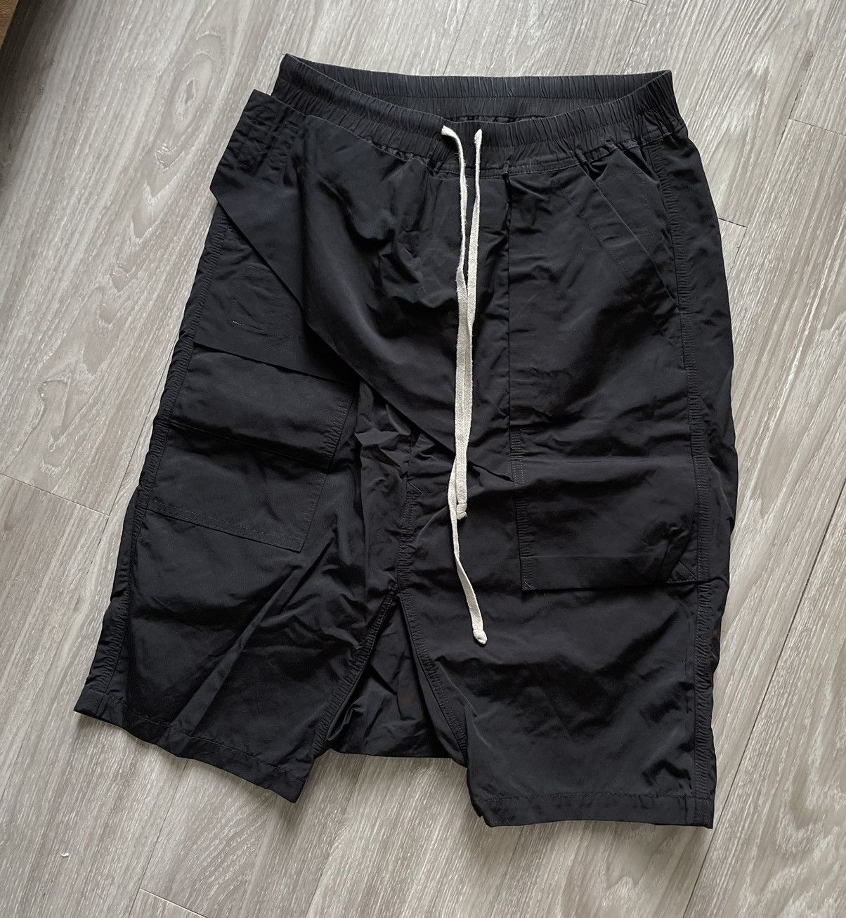 Rick Owens Rick Owens Memphis pod shorts | Grailed