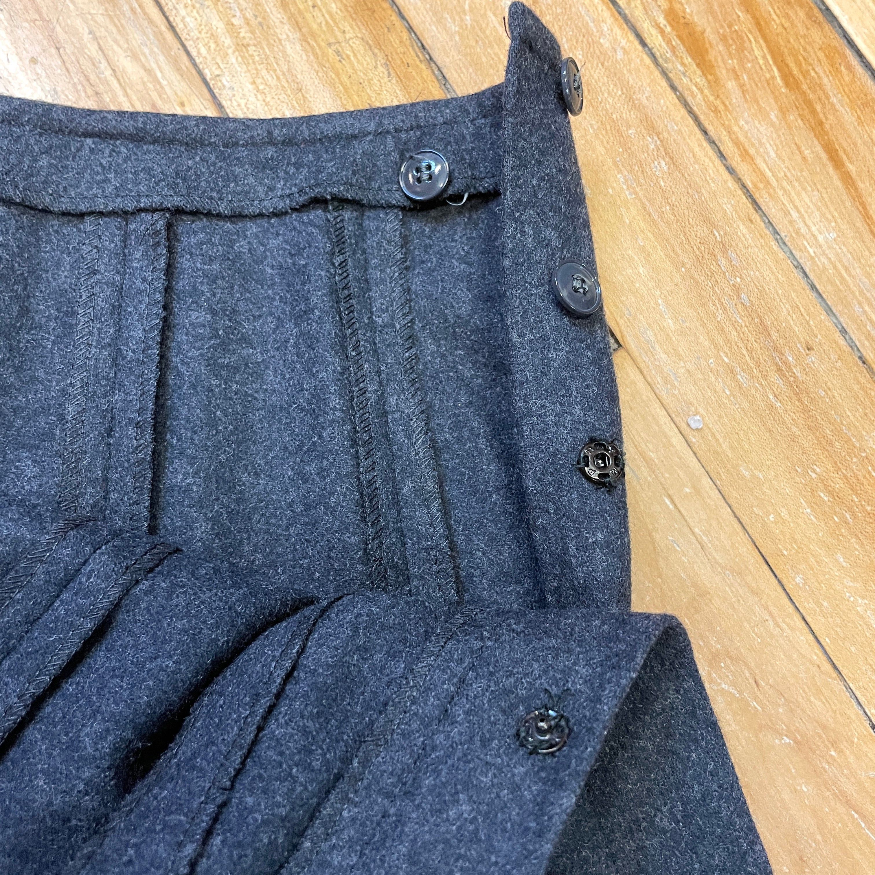 Kenzo Kenzo Paris Vintage Designer Wool Skirt Made in France Size 26" Size 26" / US 2 / IT 38 - 6 Thumbnail