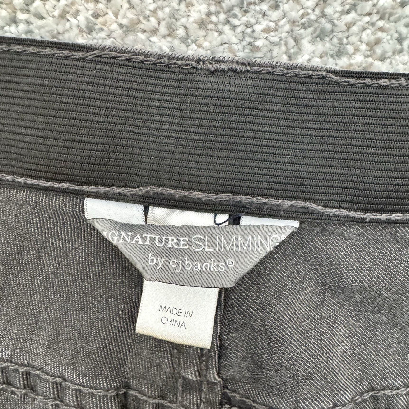 Vintage CJ Banks Plus Capri Jeans 24W Plus Slimming Embroidered Sequins Boho Tribal Festival Capri Jeans Gray Women 24W Womens Size 42" / US 20 - 7 Thumbnail