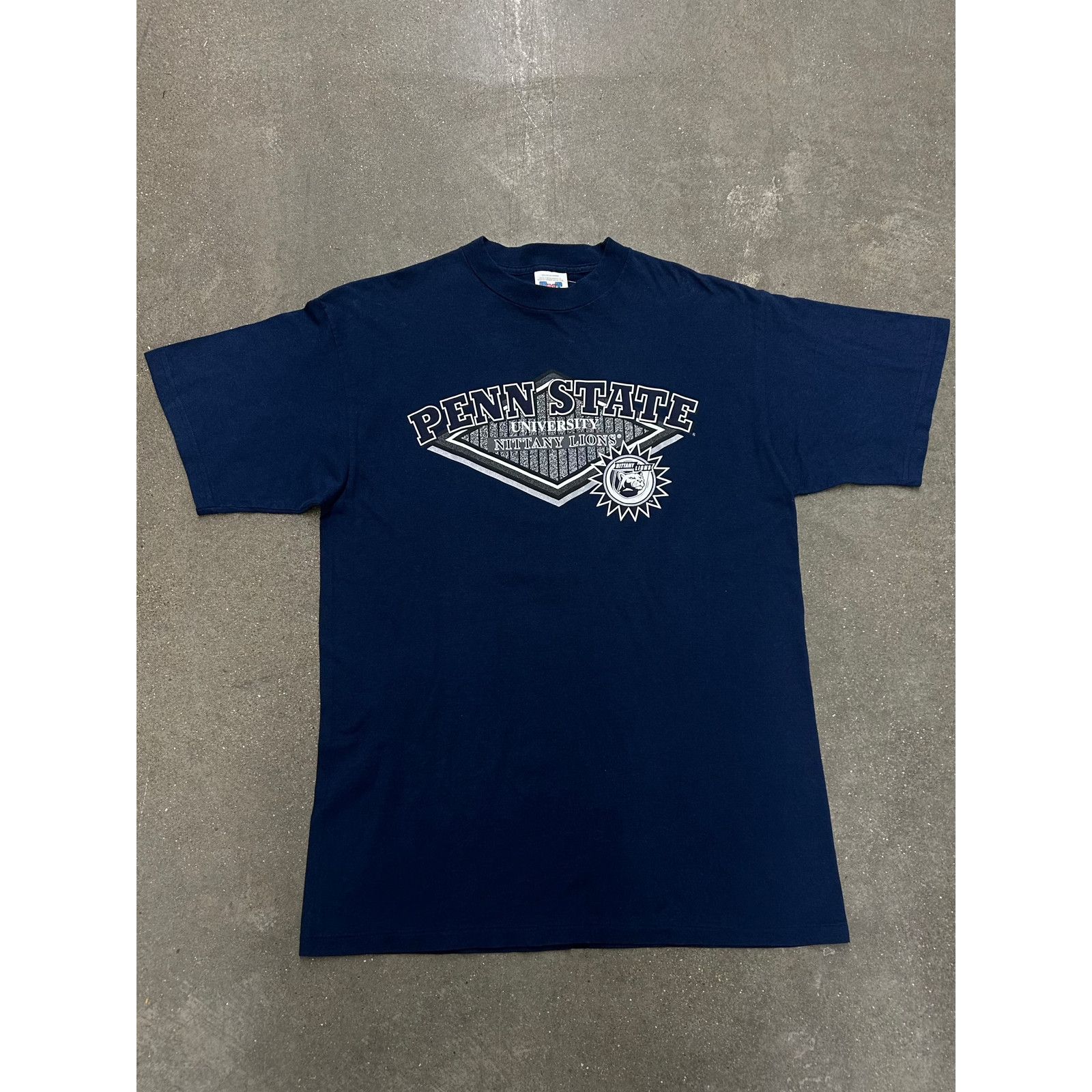 Vintage Vintage 1990's Penn State Nittany Lions T-Shirt size XL Size US XL / EU 56 / 4 - 1 Thumbnail