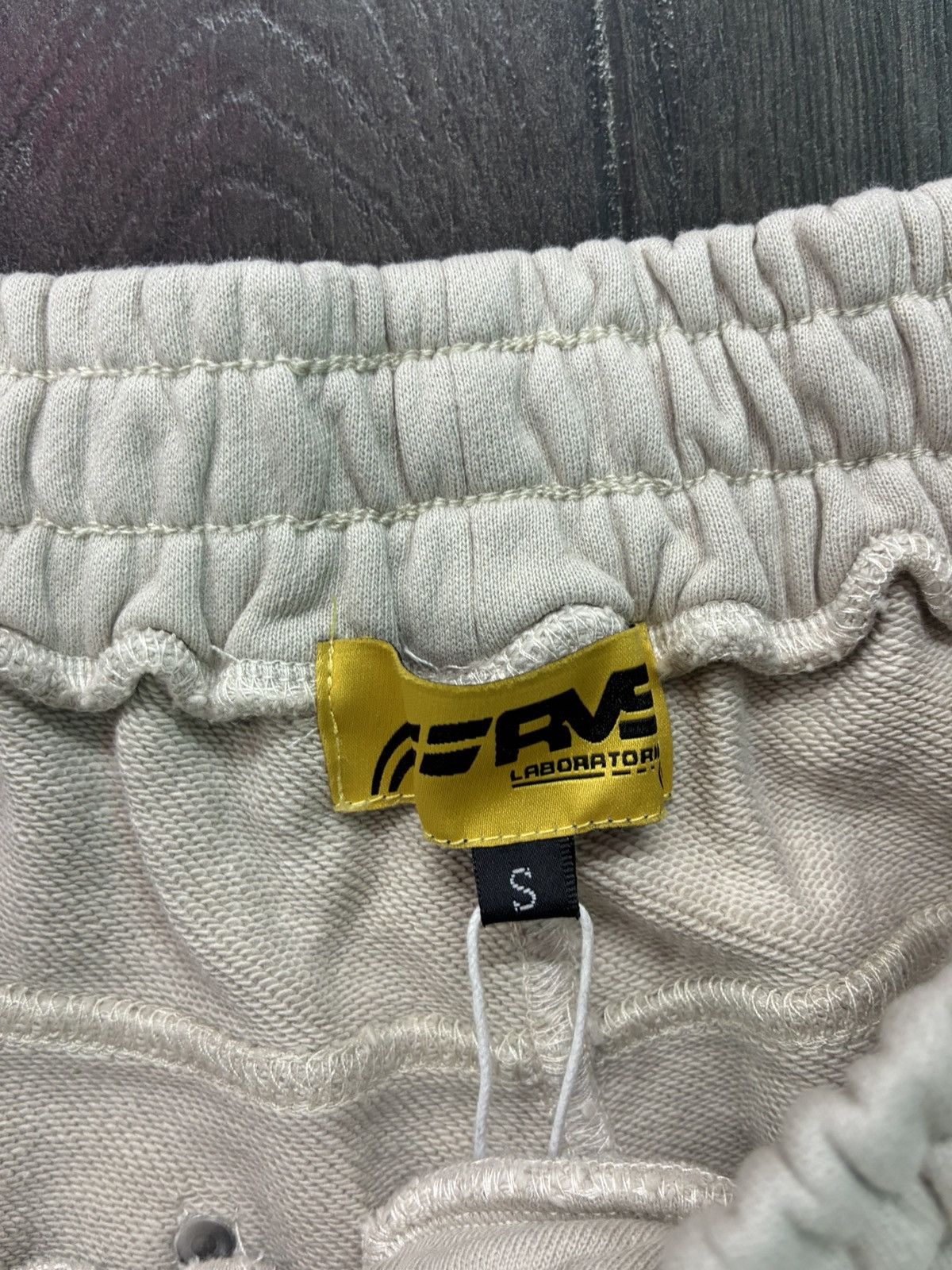 Other RVS LABS Article Sun Washed Shorts Size US 30 / EU 46 - 3 Thumbnail