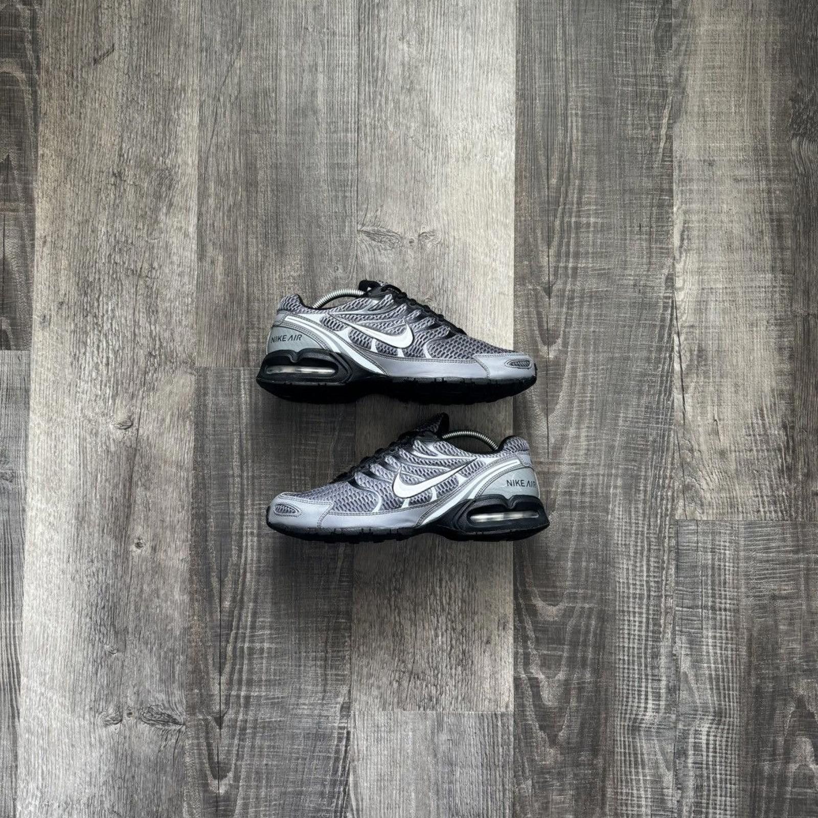 NIKE • Air Max Torch Cool Grey