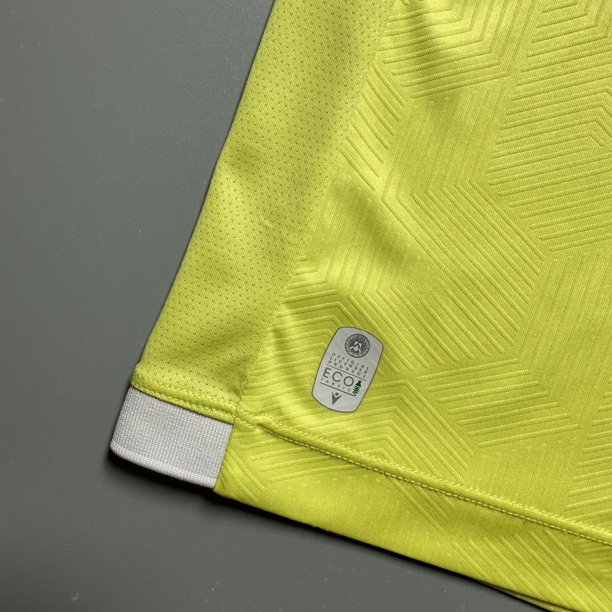 Macron UDINESE MACRON 2022/2023 FOOTBALL AWAY JERSEY #10 DEULOFEU Size US XL / EU 56 / 4 - 8 Thumbnail