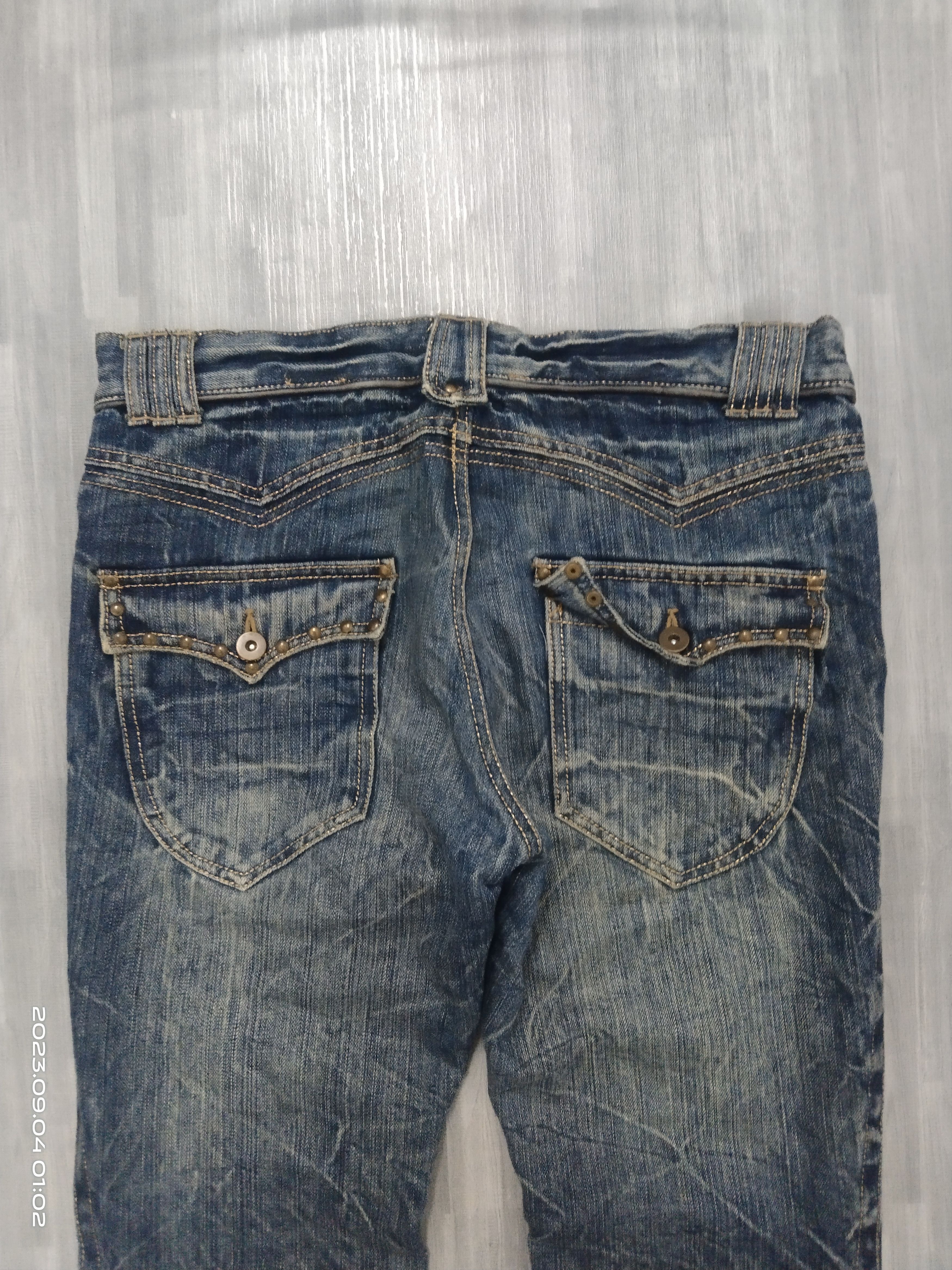 Other SiCK RIPED STUDDED POCKET BEACH SOUND DENIM PANTS Size US 31 - 5 Thumbnail