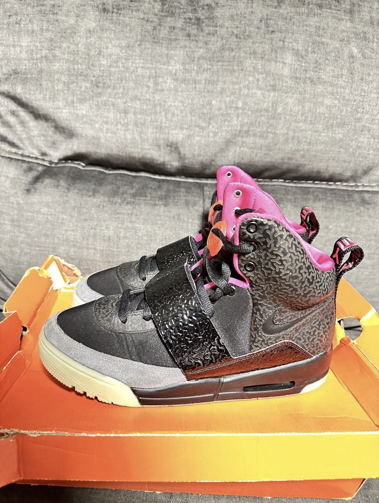 Yeezy Nike Air Yeezy 1 Size US 9 / EU 42 - 1 Thumbnail