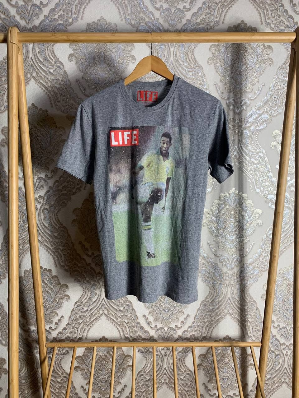 Vintage VERY RARE PELE BRAZIL LEGEND SOCCER JERSEY T-SHIRT Y2K 90s Size US S / EU 44-46 / 1 - 1 Thumbnail