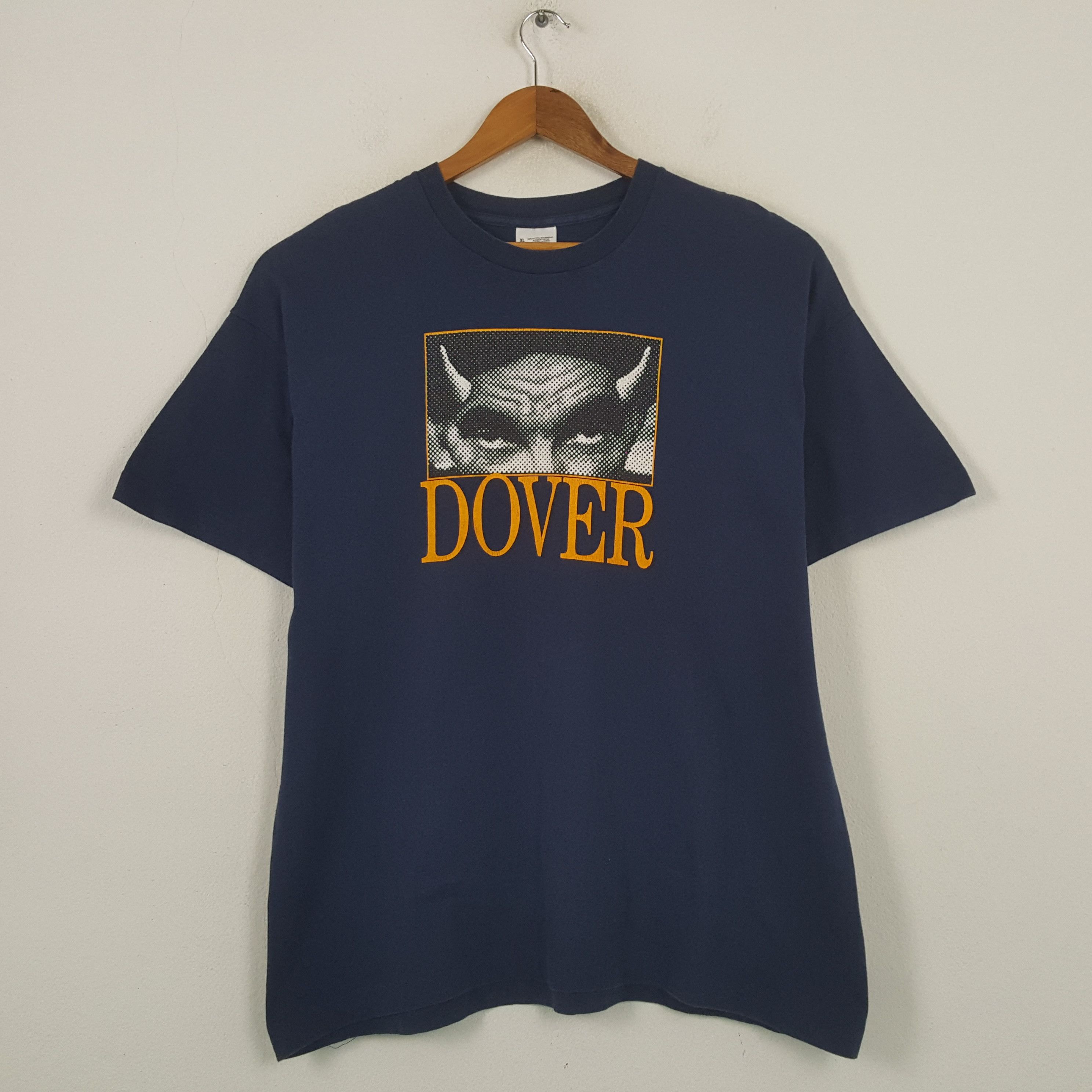 Band Tees Vintage Dover Devil Came To Me Spanish Grunge Band Tees 32 Size US XL / EU 56 / 4 - 1 Thumbnail