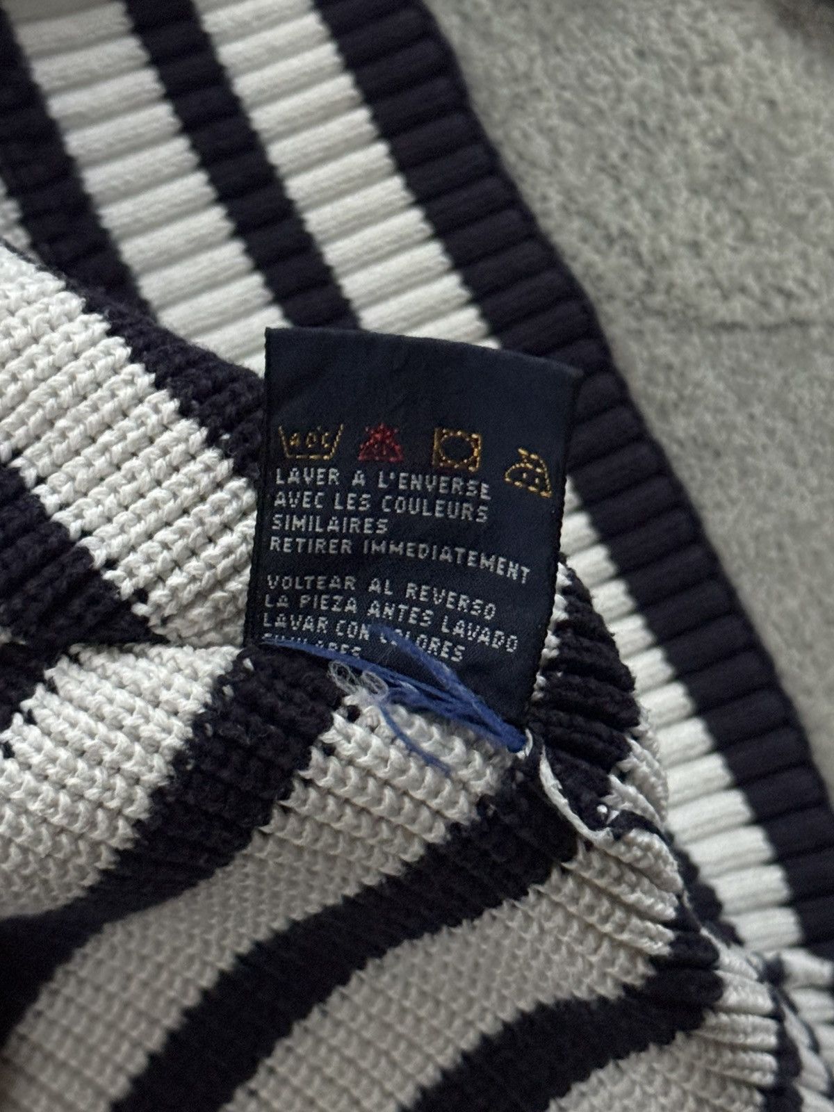 Tommy Hilfiger Tommy Hilfiger vintage striped sweater jumper pullover knit Size US S / EU 44-46 / 1 - 7 Thumbnail