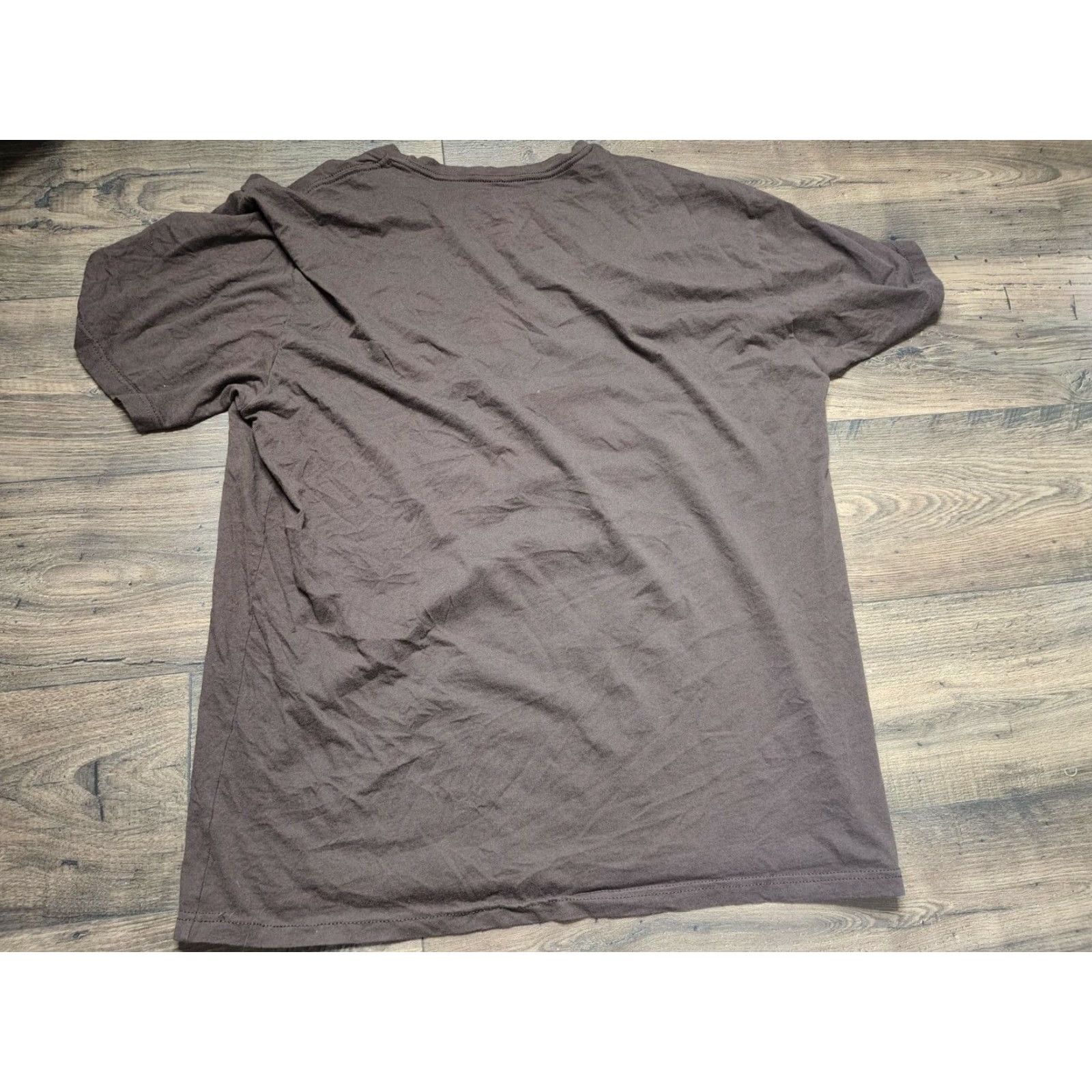 Vintage Vintage Okay Africa Men's T-Shirt 2XL Saxophone Graphic Cotton Brown Short Sleeve Regular Fit Size US XXL / EU 58 / 5 - 2 Thumbnail