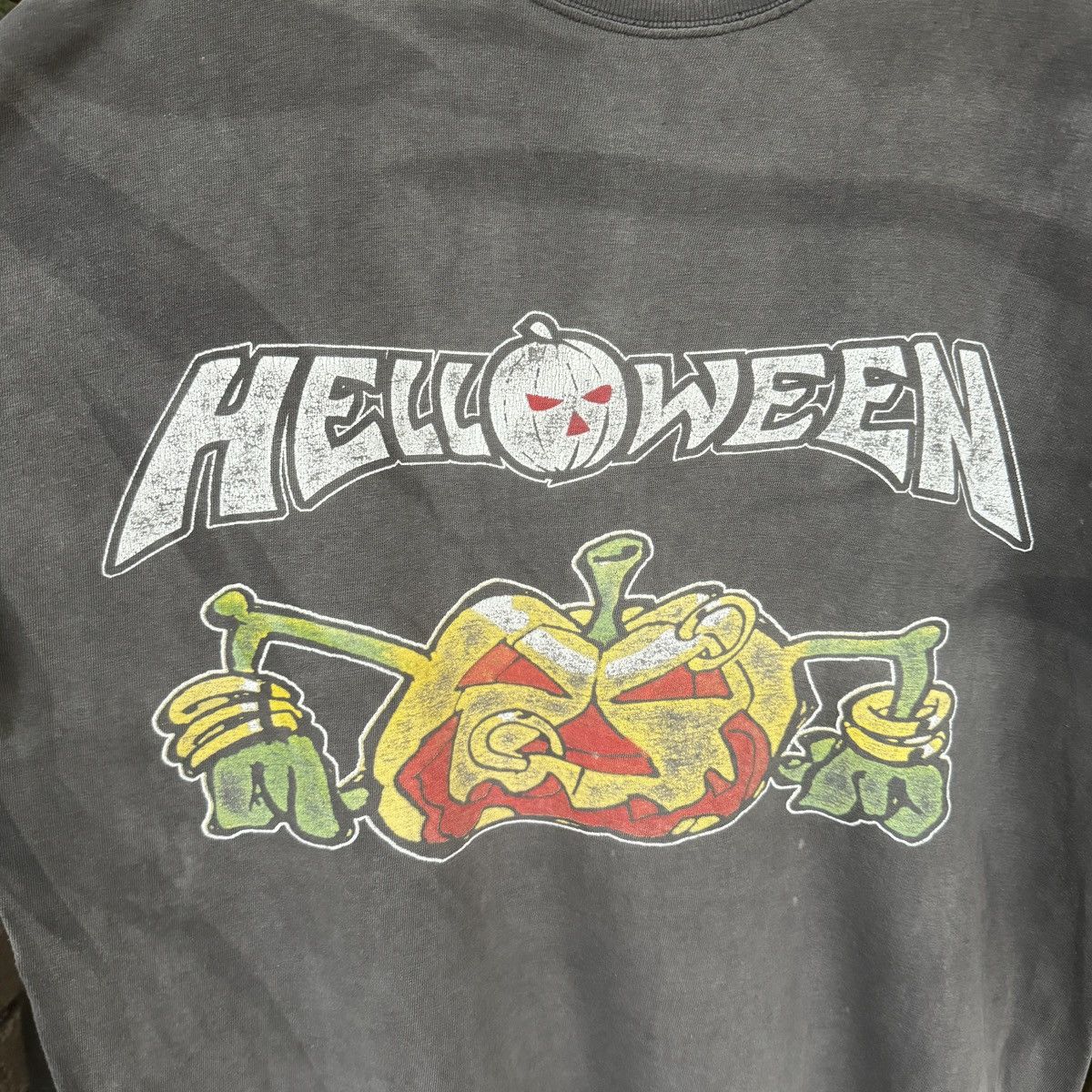 Band Tees Vintage Helloween Metal Band Nice Faded Tees Size US L / EU 52-54 / 3 - 4 Thumbnail