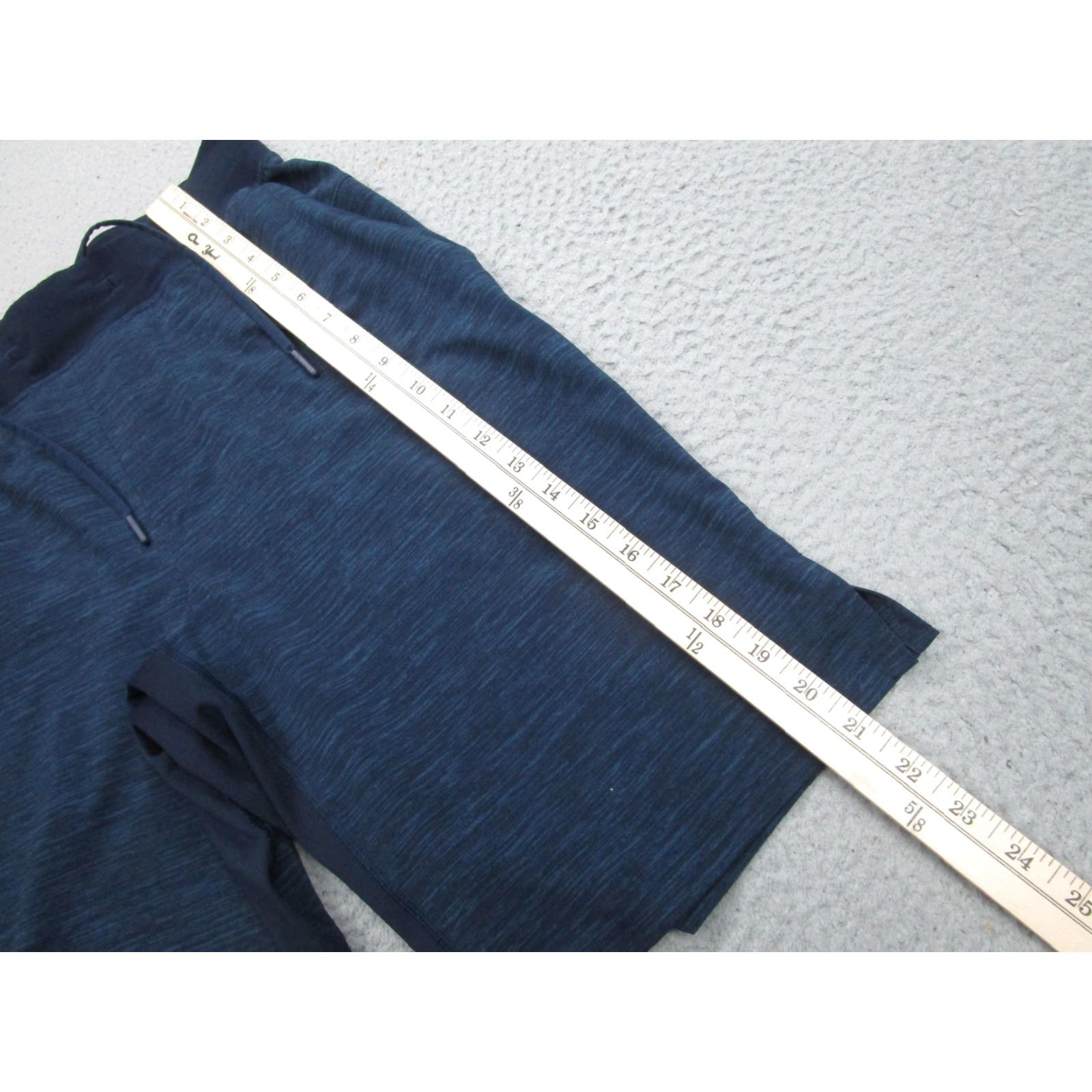 Lululemon Lululemon Shorts Mens Medium Blue Athletic Stretch Zip Pocket Drawstring Size US 31 - 3 Thumbnail