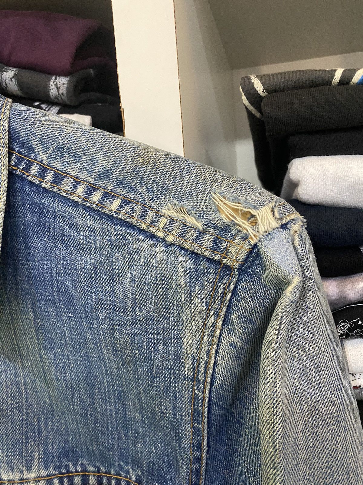 Levi's Vintage 90’s Levis Damaged Jacket Size US XS / EU 42 / 0 - 9 Thumbnail
