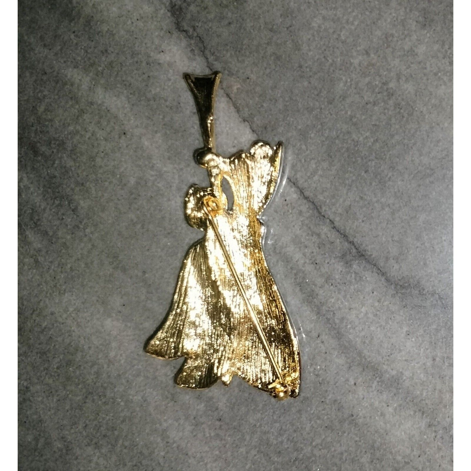 Liz Claiborne Liz Claiborne Angel Brooch Blowing Horn Silvertone Metal Pin Size ONE SIZE - 16 Thumbnail