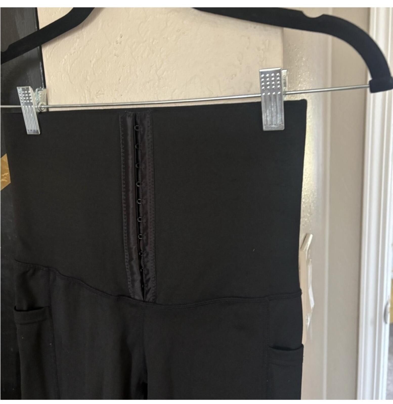 Other (O to S) Black waist training Leggings Size 28" / US 6 / IT 42 - 3 Thumbnail
