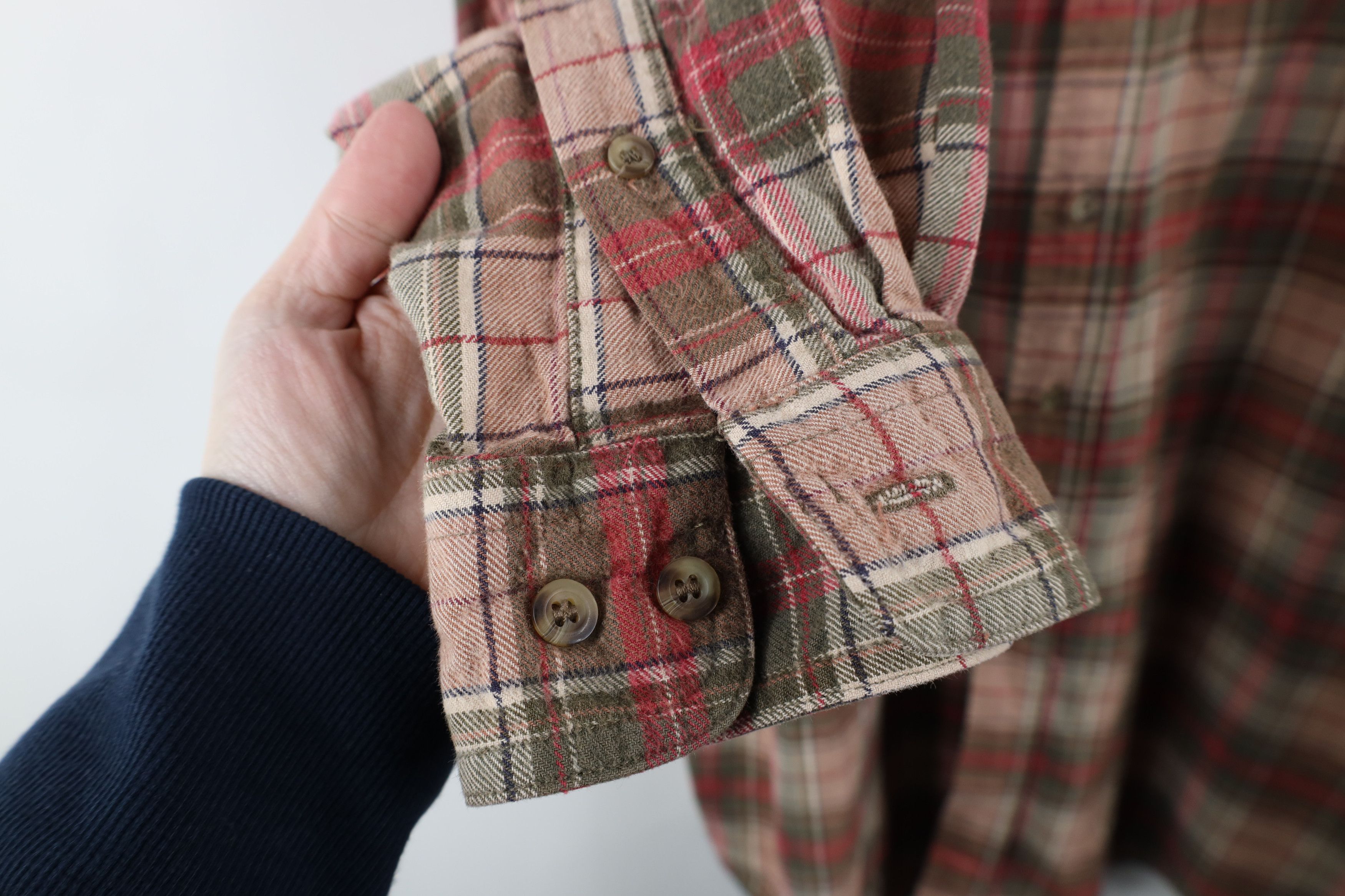 Vintage × Woolrich Woolen Mills Vintage 90s Woolrich Collared Button Down Shirt Plaid Size US XXL / EU 58 / 5 - 6 Thumbnail