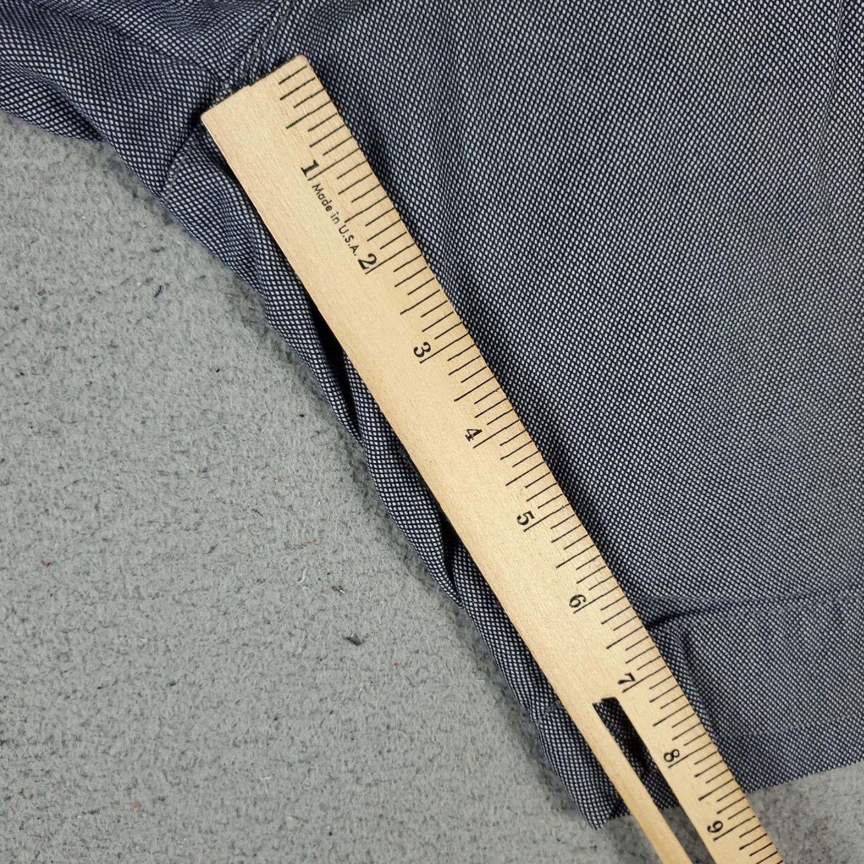 Tommy Hilfiger VINTAGE Tommy Hilfiger Men's Chinos Shorts Size 38 Blue Flat Front Casual Summer Size US 38 / EU 54 - 6 Thumbnail
