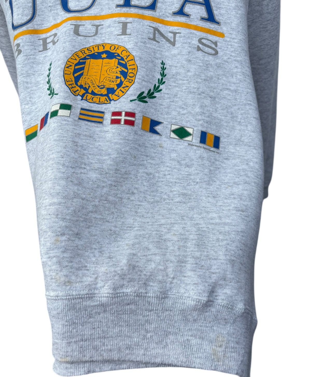 Vintage Vintage Ucla Bruins Sweatshirt Size US M / EU 48-50 / 2 - 8 Thumbnail