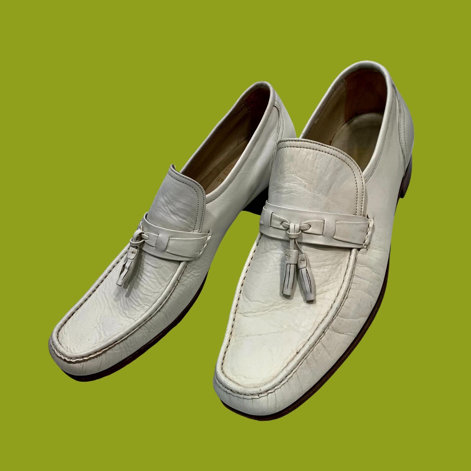 Vintage 70s REGAL White Leather Tassel Loafers Men 13