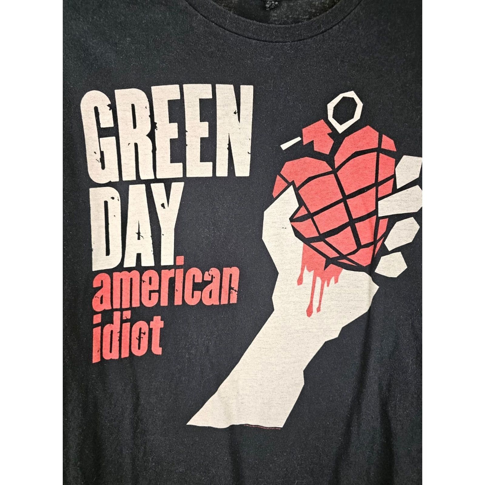 Vintage VINTAGE GREEN DAY AMERICAN IDIOT BLACK T-SHIRT SZ LARGE Shirt Mens 2010 Size US L / EU 52-54 / 3 - 2 Thumbnail