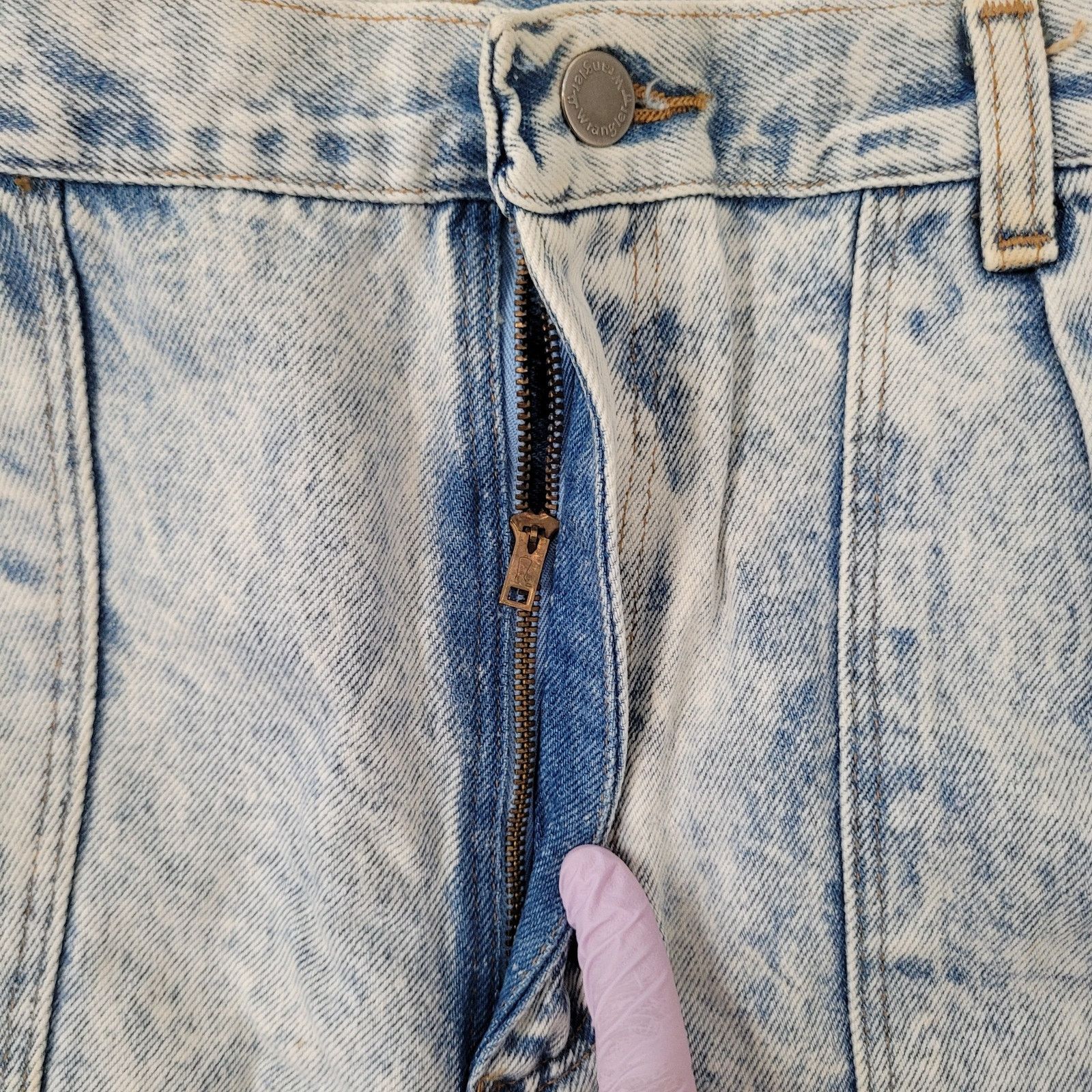Wrangler VTG 80s Wrangler Acid-Wash Jeans High-Rise Double Knee USA Size US 30 / EU 46 - 4 Thumbnail