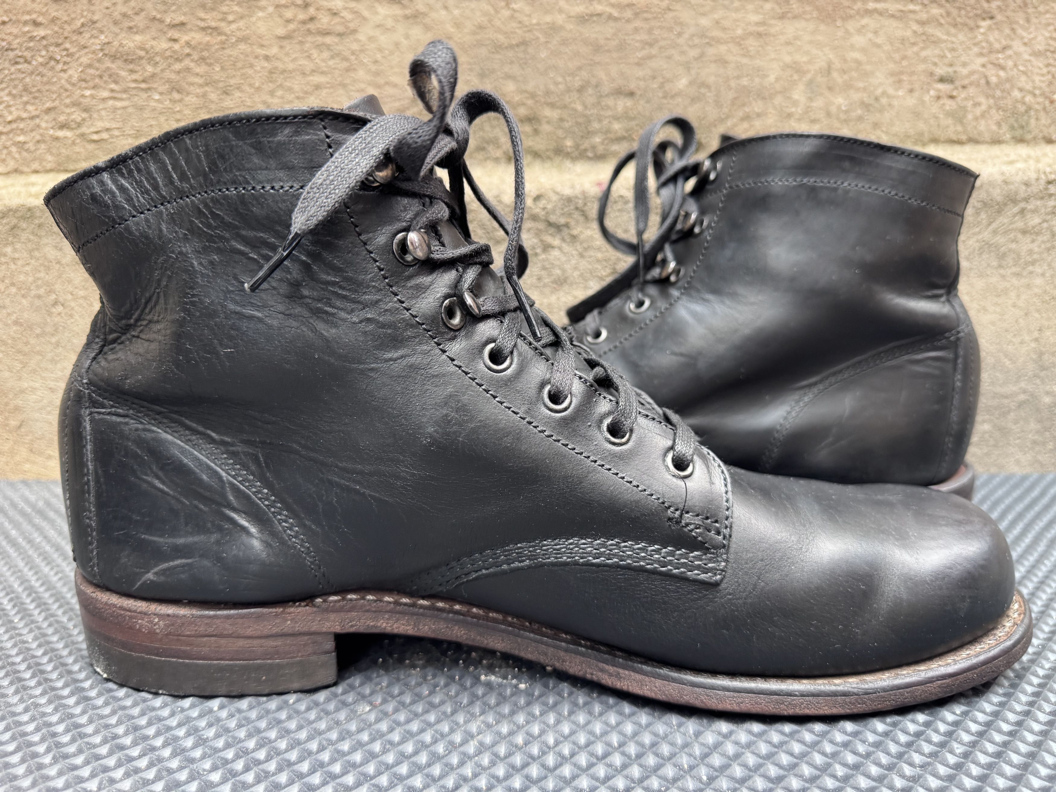 Wolverine Wolverine 1000 Mile Plain Toe Classic Lace Up Size US 10.5 / EU 43-44 - 7 Thumbnail