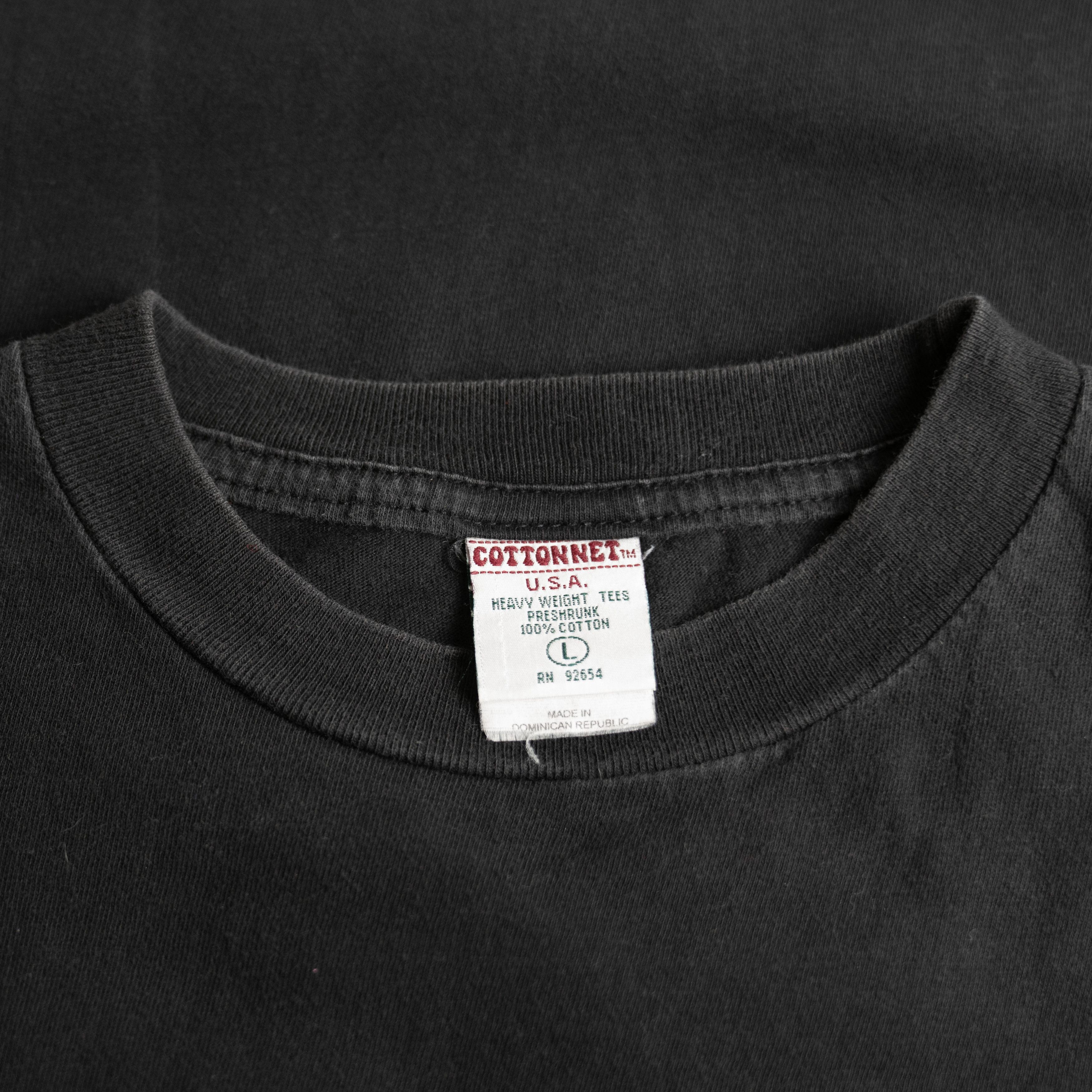 Vintage Vintage 1998 WWF The Undertaker Ministry Darkness Tee Shirt Size US L / EU 52-54 / 3 - 3 Thumbnail