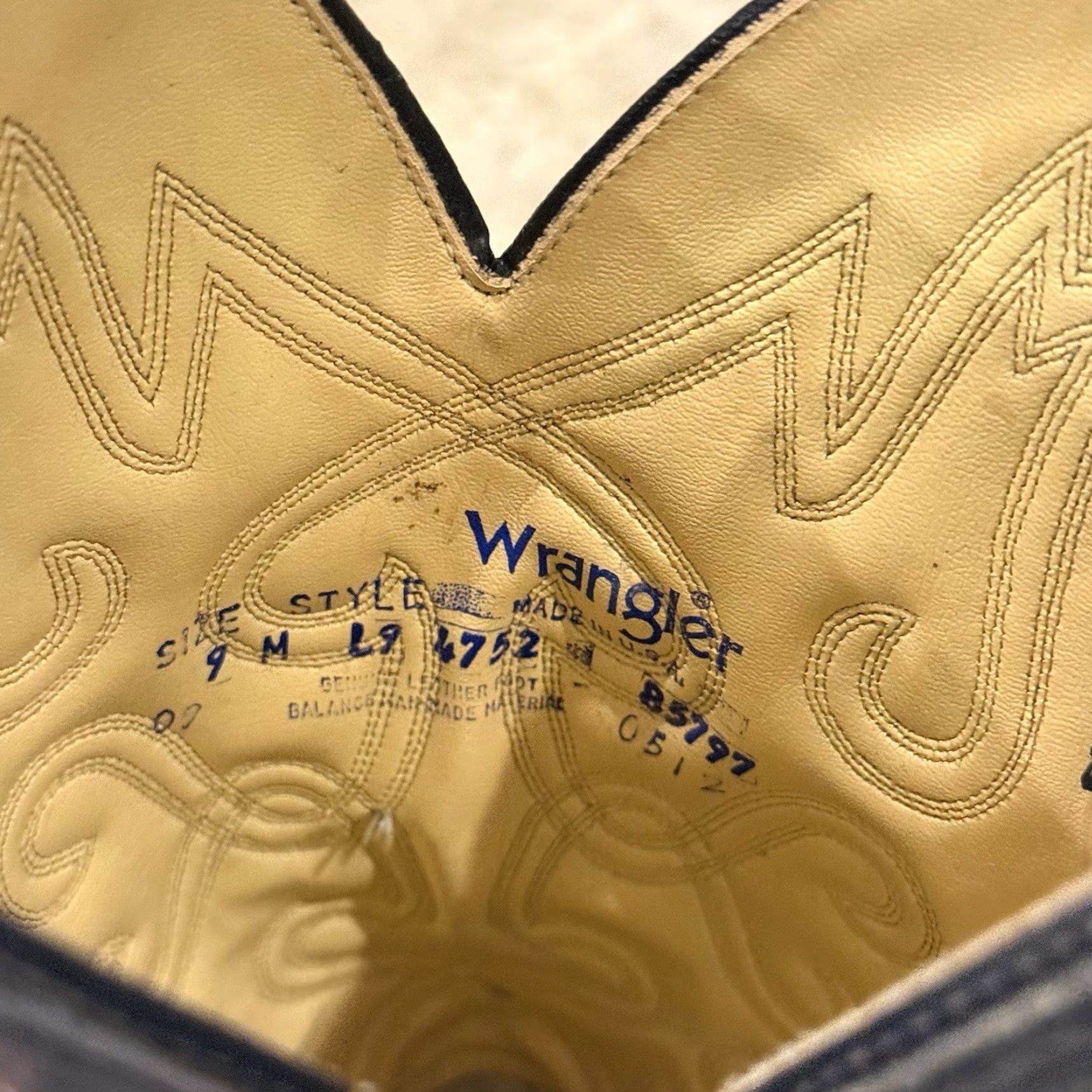 Wrangler VINTAGE Wrangler Western Blue Leather Rodeo Cowboy Boots Mens Size 9 M Size US 9 / EU 42 - 7 Thumbnail