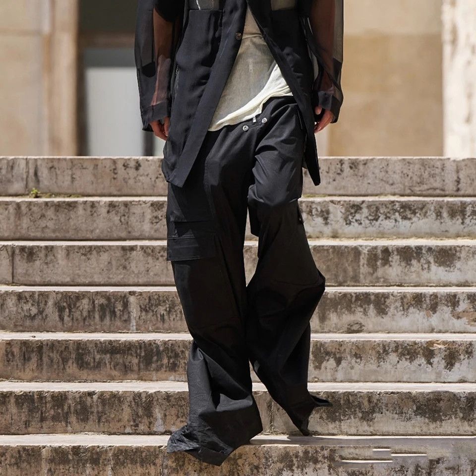 Designer Black Cargo Pants Unisex Size US 33 - 3 Thumbnail