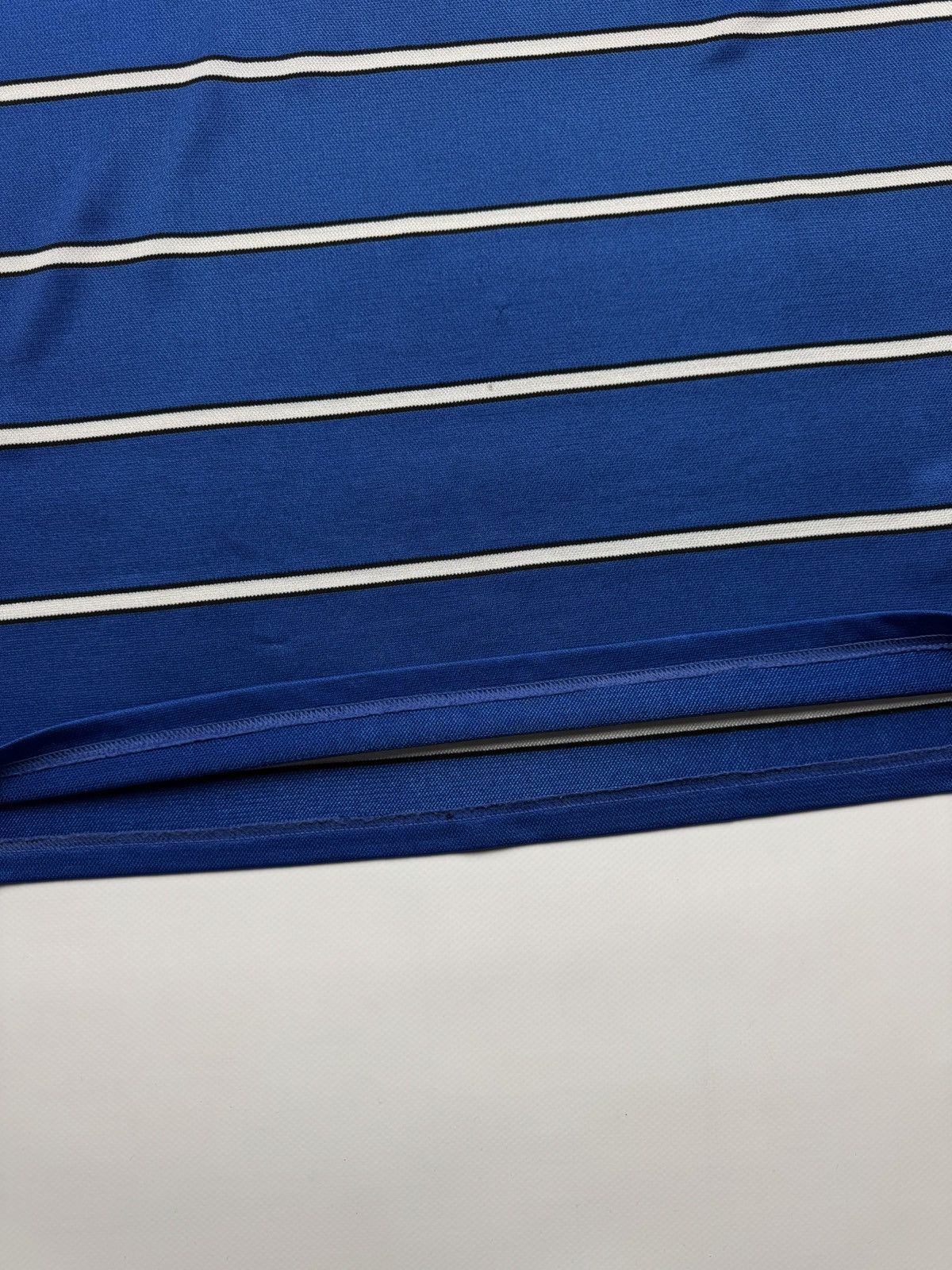 Nike Vintage 90s Nike Striped Centered Swoosh Tee Size US M / EU 48-50 / 2 - 11 Thumbnail