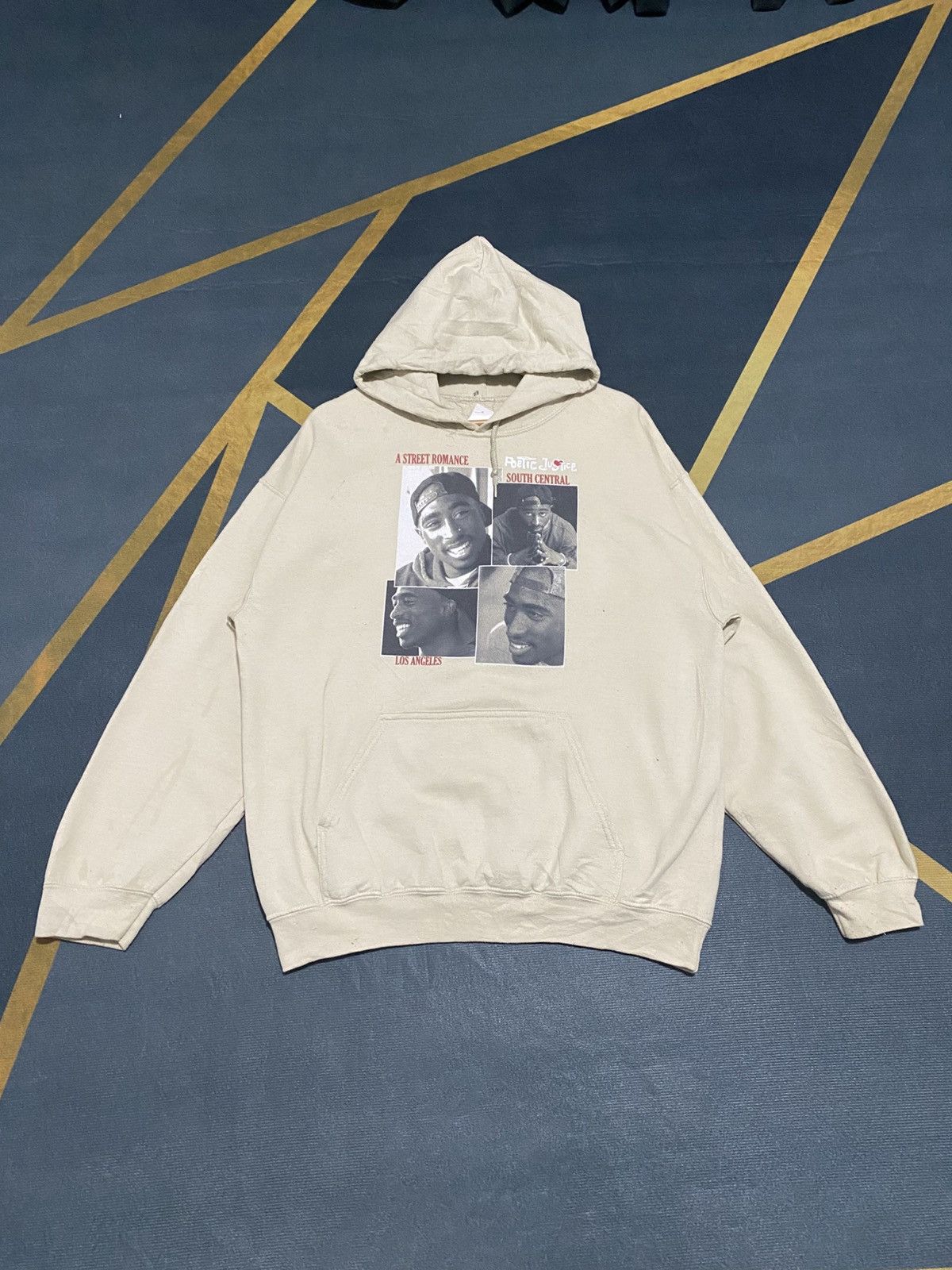 Rap Tees Poetic Justice Tupac Hoodie Pullover Big Logo Large size Size US L / EU 52-54 / 3 - 1 Thumbnail