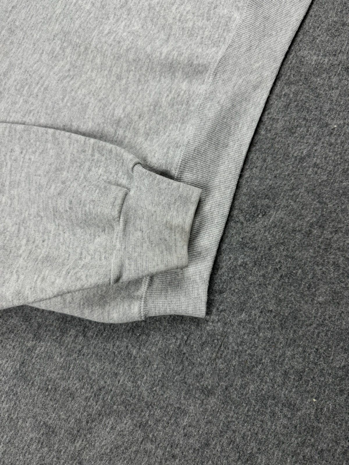 Universal Studios × Vintage Vintage 90s Universal Studios Crewneck Sweatshirt Spellout Size US L / EU 52-54 / 3 - 4 Thumbnail