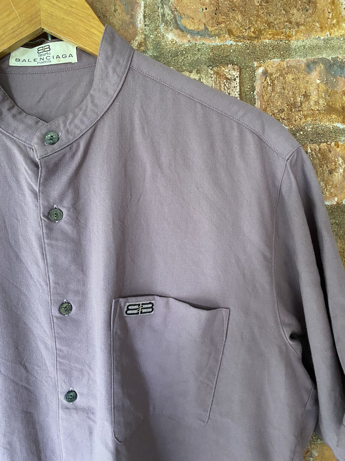 Balenciaga 1990s Balenciaga embroidered logo 100% wool shirt Size US L / EU 52-54 / 3 - 4 Thumbnail